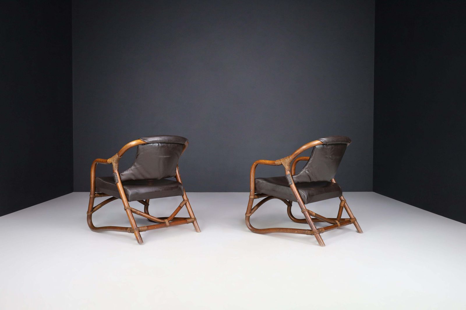Pair Of "Manilla" Lounge Chairs In Bamboo And Leather By Horsnæs, 1960s Denmark photo vintage