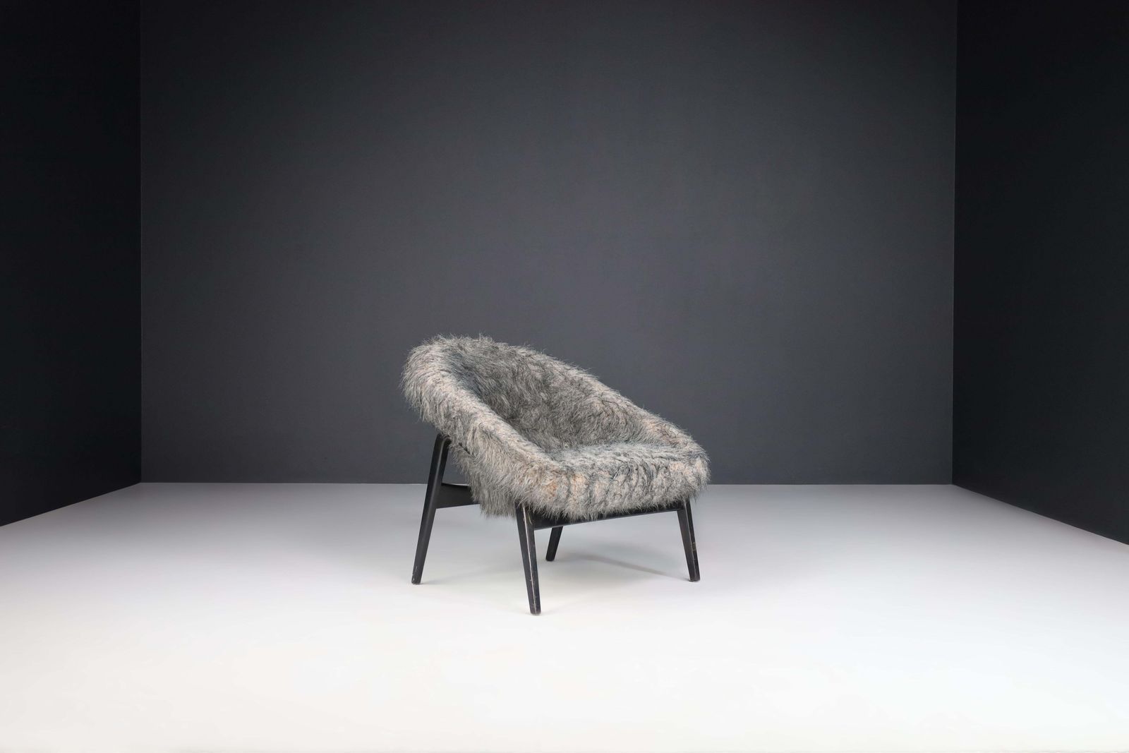 photo furniture Hartmut Lohmeyer For Artifort Easy Chair, Netherlands, 1957