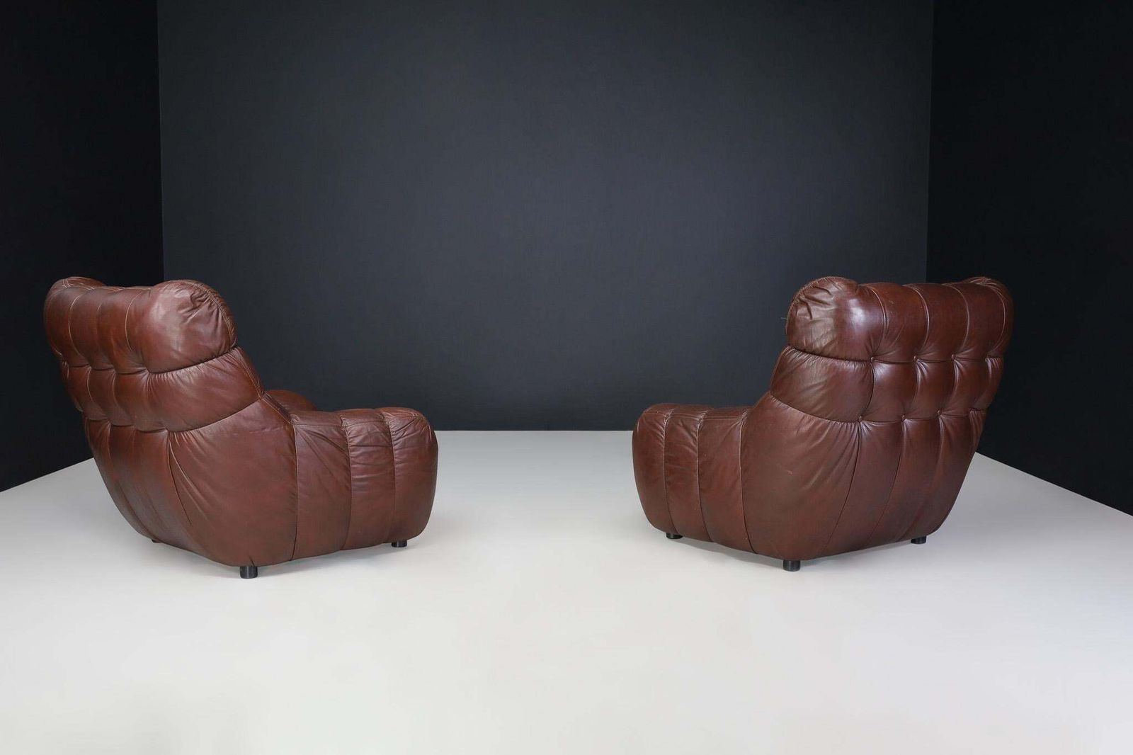 Pair Of Mid Century Modern Leather Lounge Chairs, France, 1970s photo vinterior
