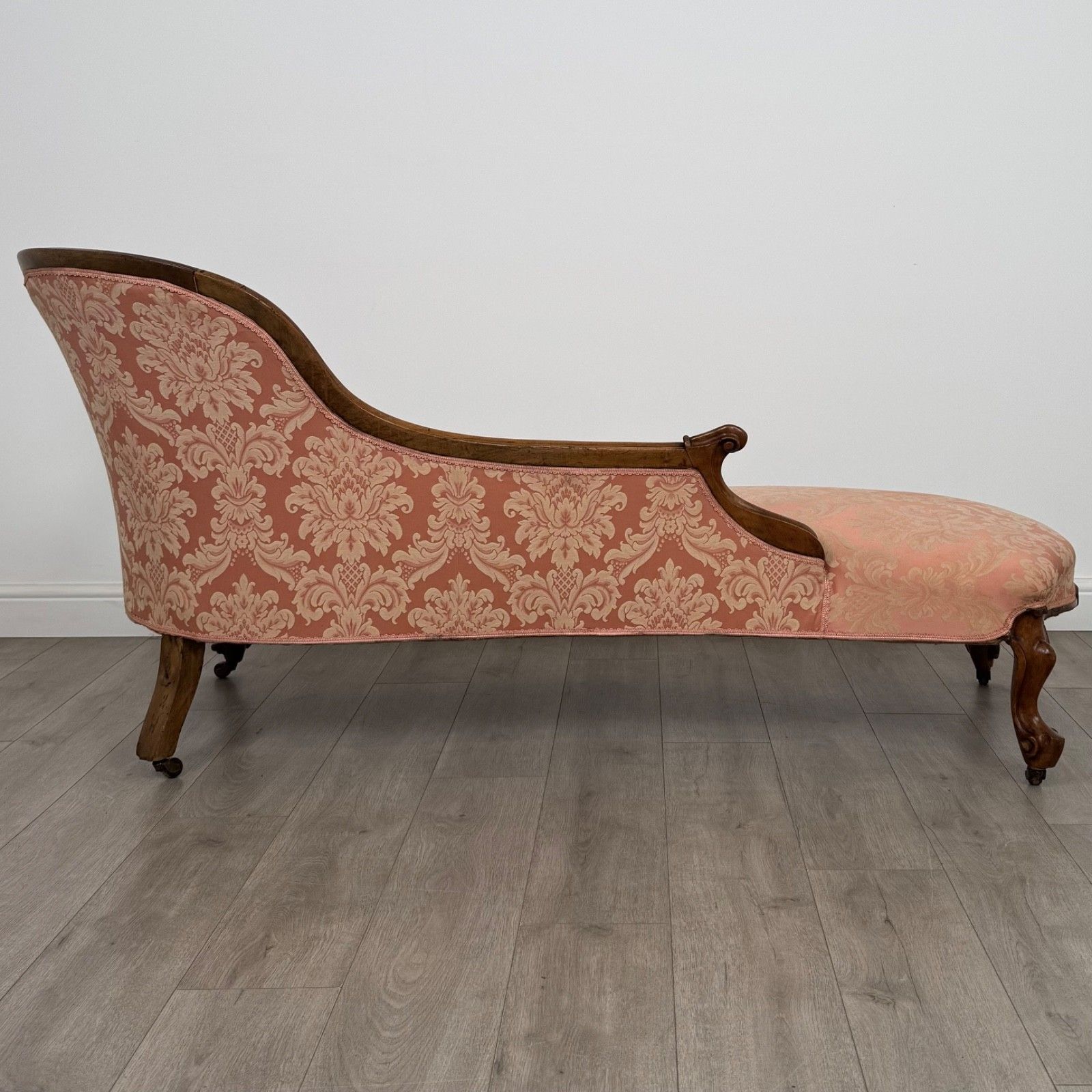 Antique 19th Century Fine Quality Chaise Lounge In Mahogany photo 825.0