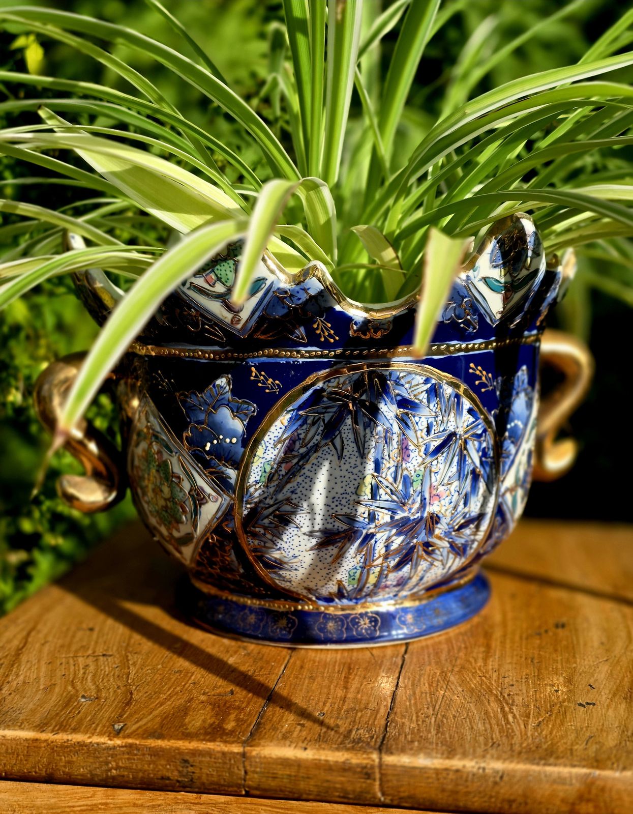 Heavy Vintage Chinese Jardinière Plant Pot With Gold Trim photo 84.0