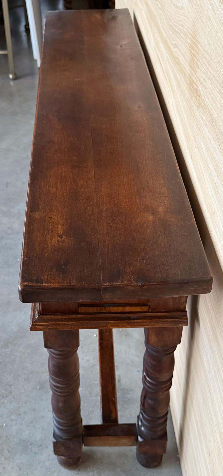 photo for sale Console espagnole du début du XXe siècle, 2 tiroirs, pieds tournés