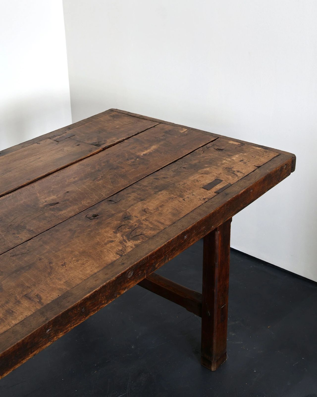 photo furniture Xxl Early 19th C. Normandy Dinning Table