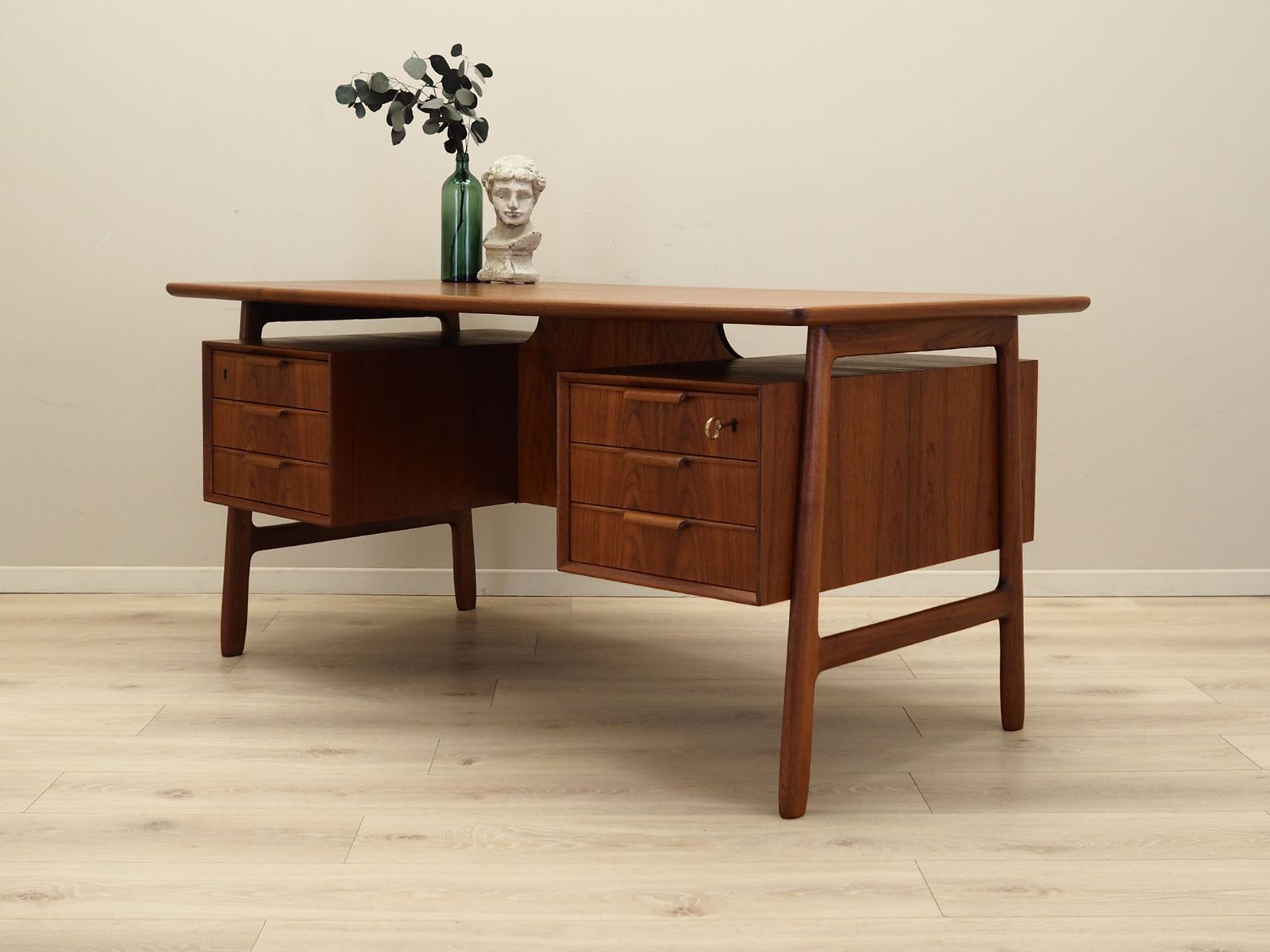 Teakhouten Bureau – Deens Design, Ca. Jaren 1970 – Omann Jun photo 4479.0