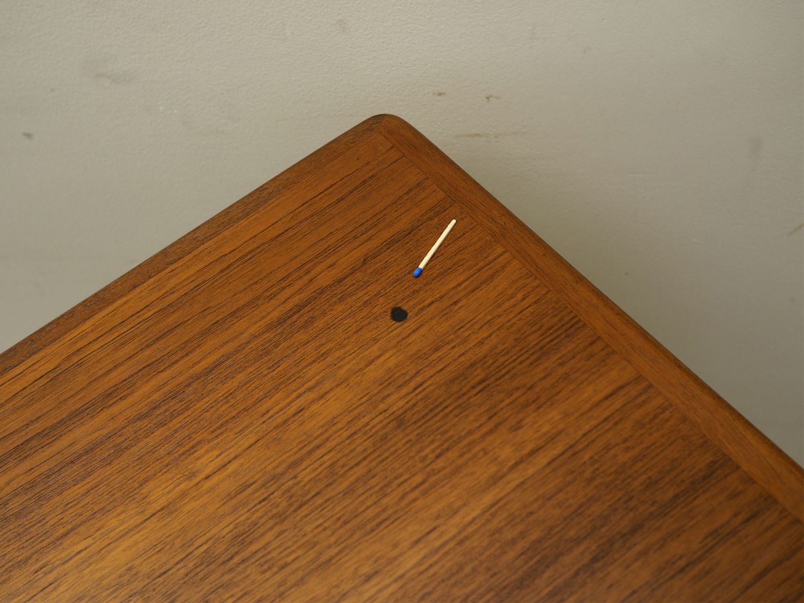 photo vintage Teakhouten Bureau – Deens Design, Ca. Jaren 1970 – Omann Jun
