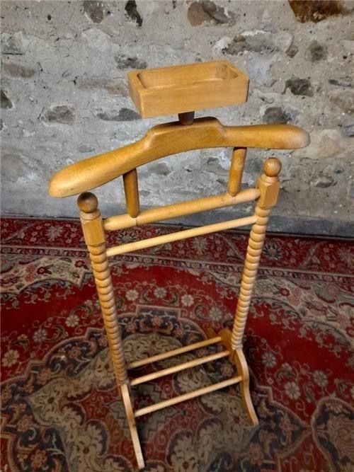 Gentlemans Suite Hanger Clothes Rail. 0360 photo Home Decor