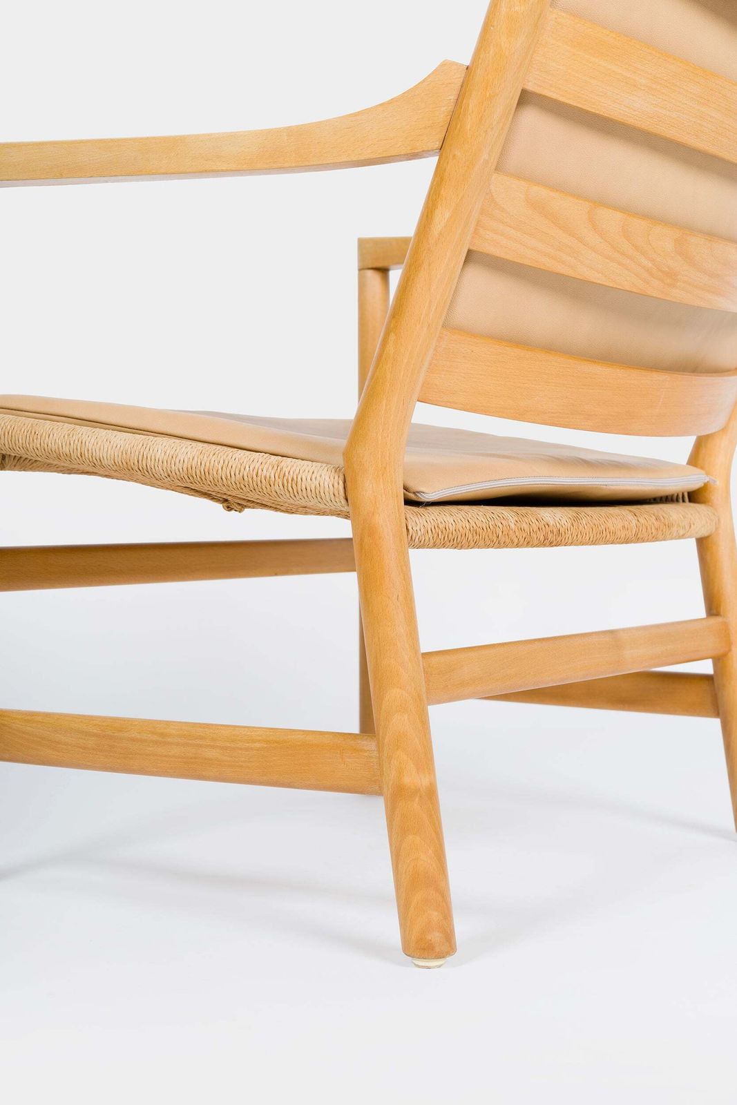 photo vinterior Pair Of Hans J. Wegner, Carl Hansen & Son, Ch44 Easy Chair, Denmark, 60s