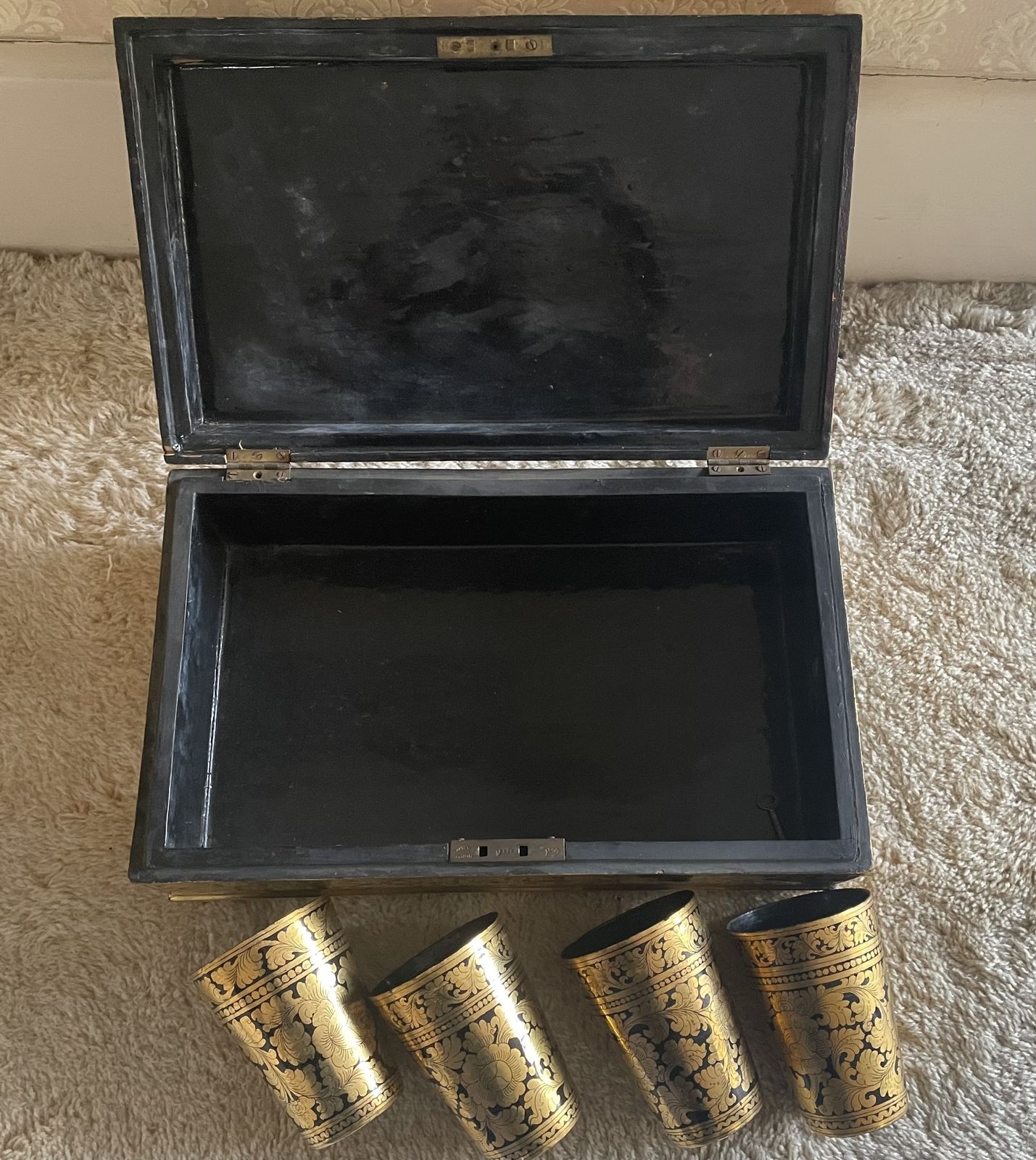 photo furniture Burmese Gilt Lacquer Box With Four Cups And Key, 20th Century