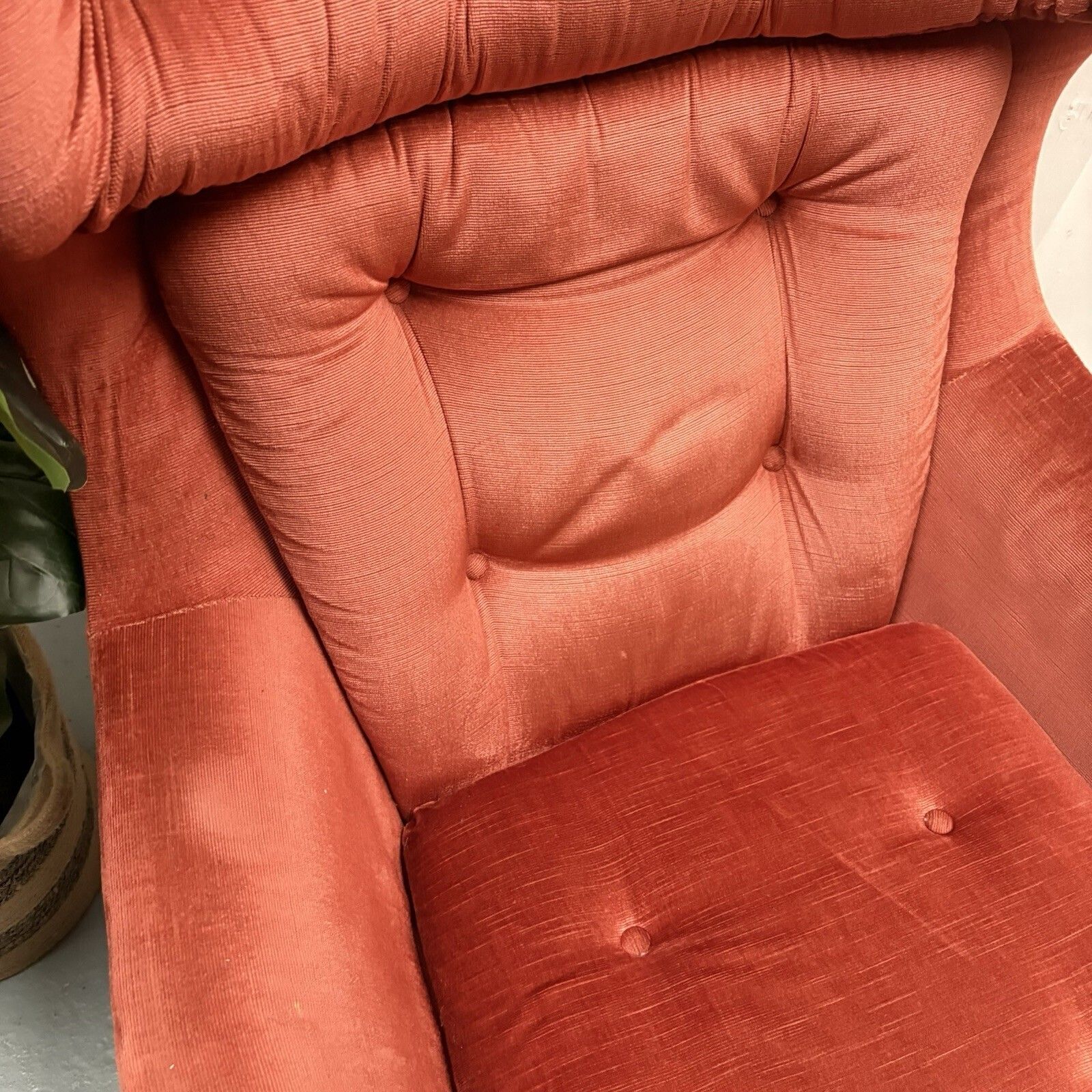 1970s Parker Knoll Glide Statesman Swivel Tilt Base Egg Arm Chair photo vintage
