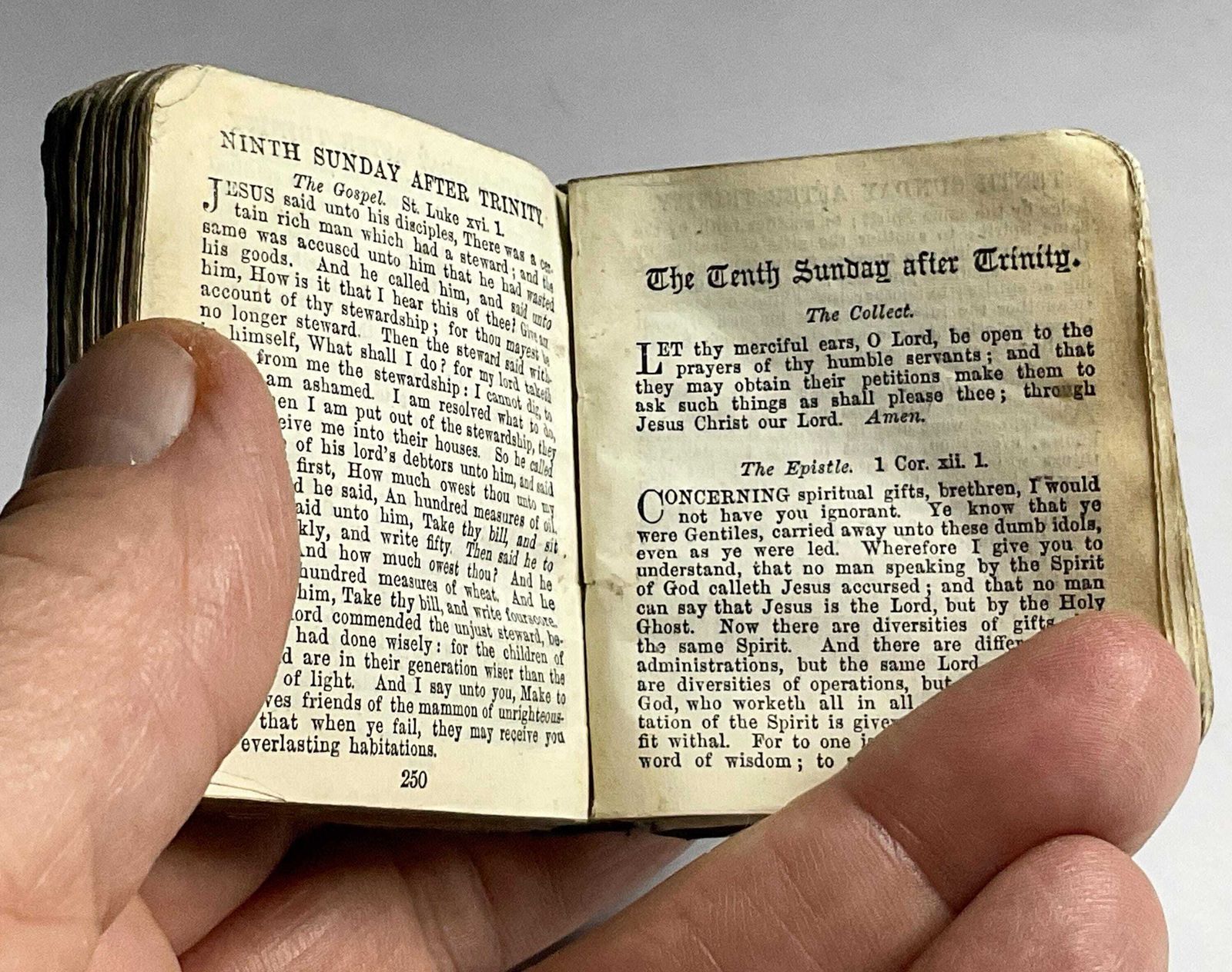 photo vinterior Two Antiquarian Christian Books, 1738 And 19th Century.