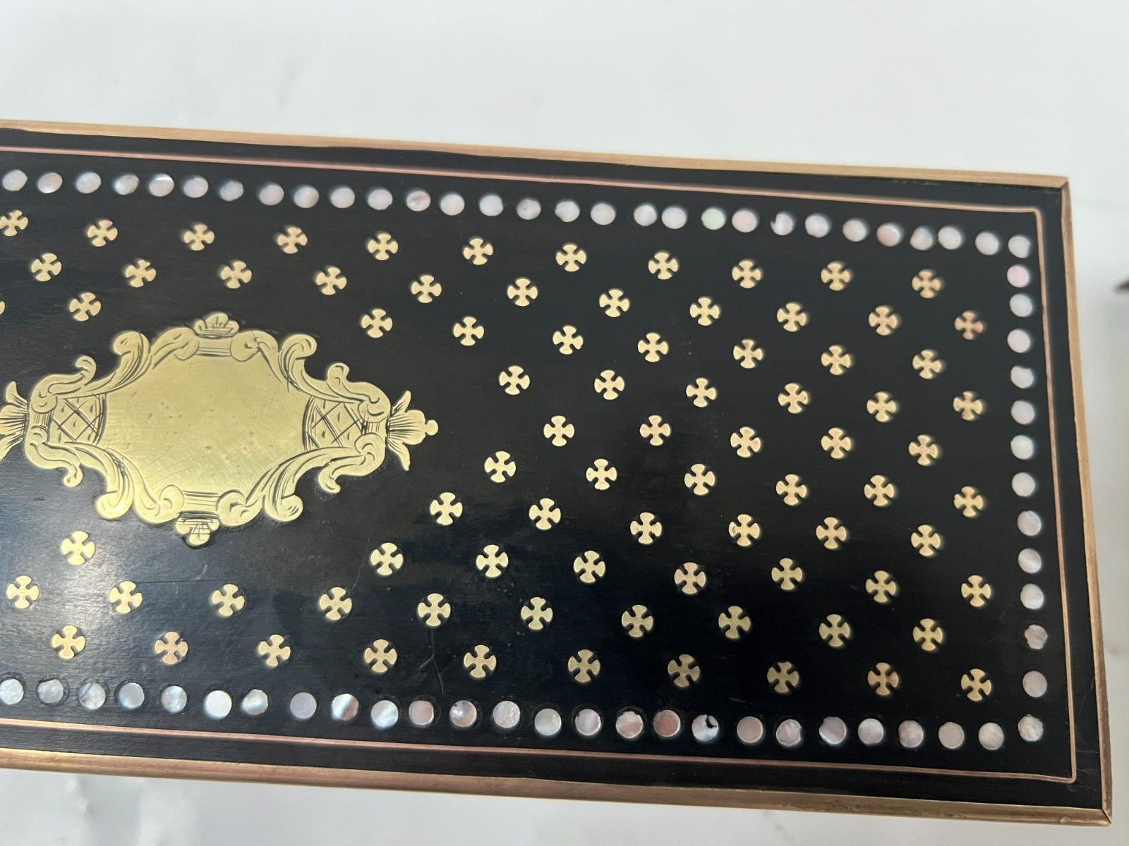 photo furniture Glove Box In Marquetry To Queen Napoleon III
