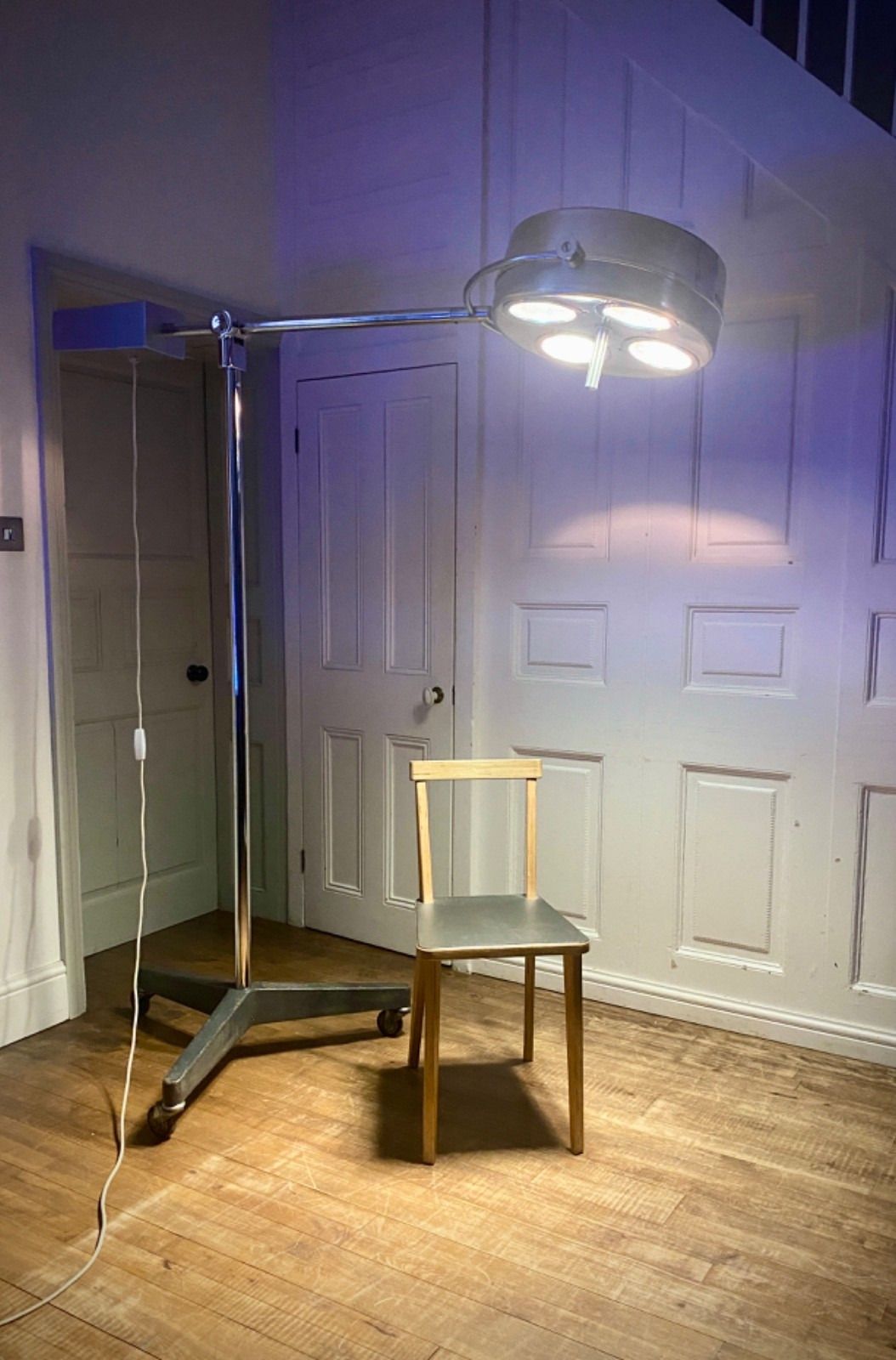 Super Cool Mid Century Chrome Aluminium Operating Theatre Floor Lamp Boom Light. photo buy