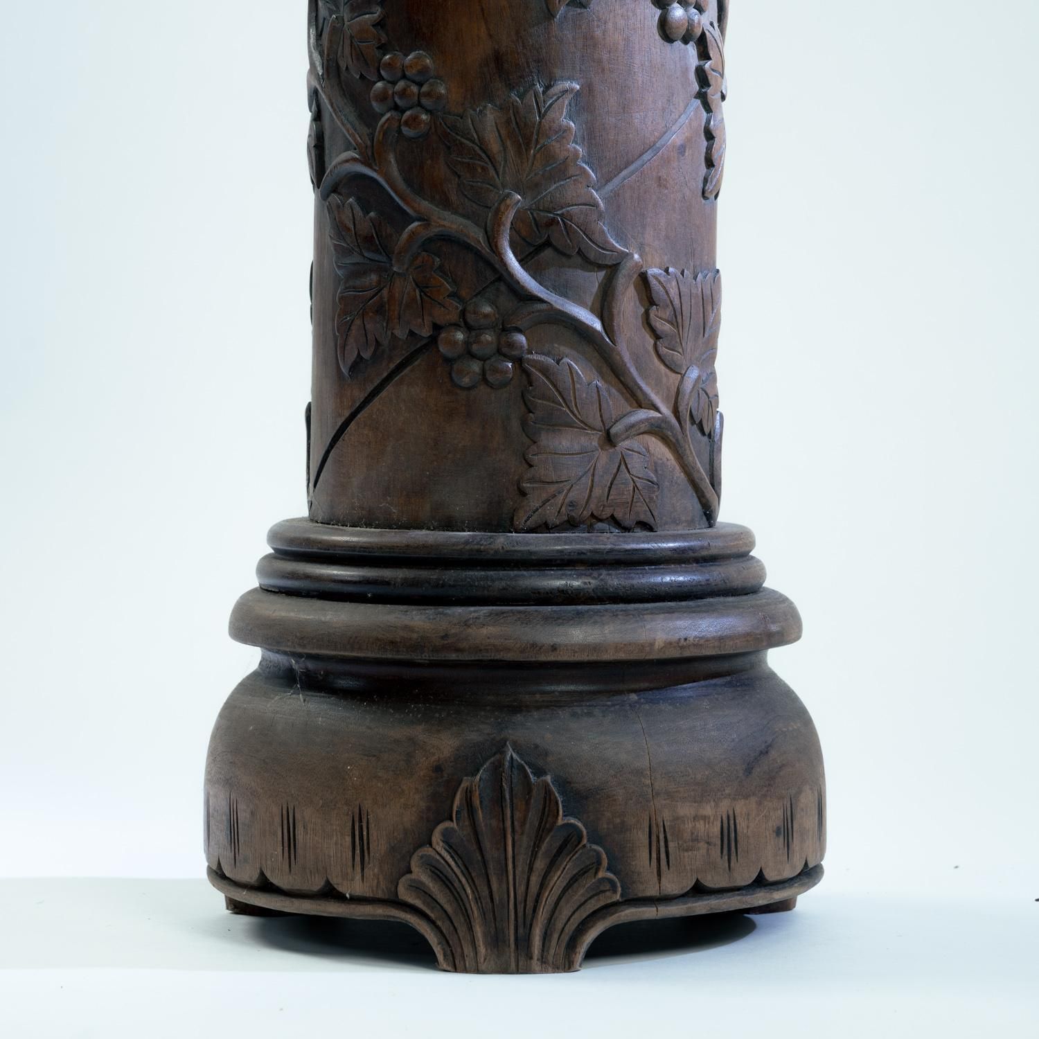 Pedestal Plantstand, Mahogany, Handcarved Grapevine Motive, Wood, 1950s photo vintage