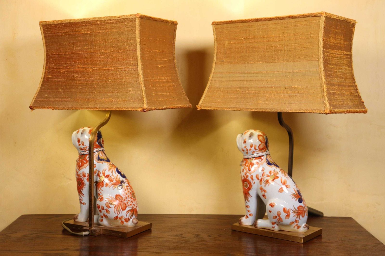 Vintage Pair Of Hand Painted Porcelain Table Lamps: Imary Style Bulldogs, 1970s Pair (St.272) photo vintage