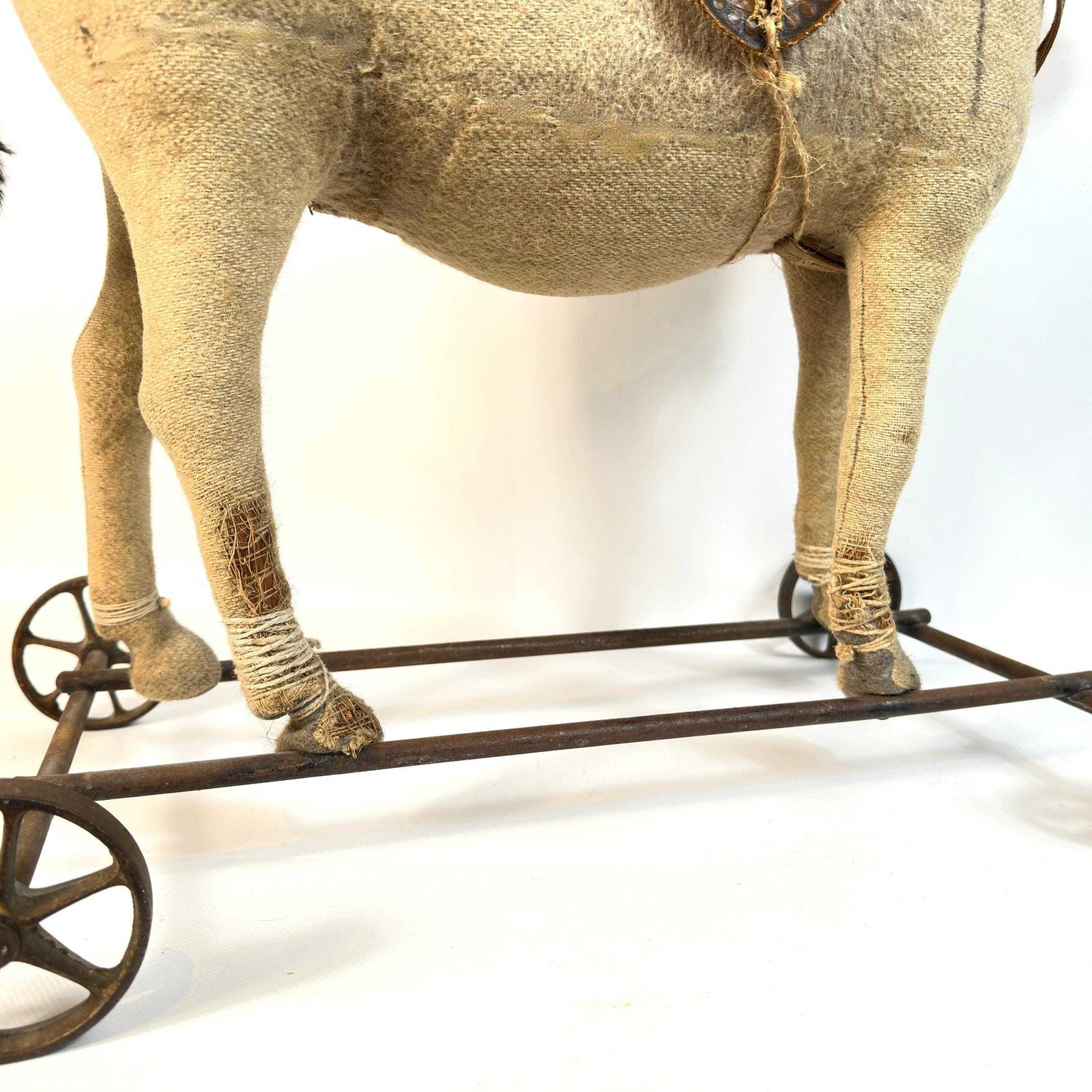Antique Steiff Donkey On Wheels – Early 1900s Ride On Pull Toy photo vinterior