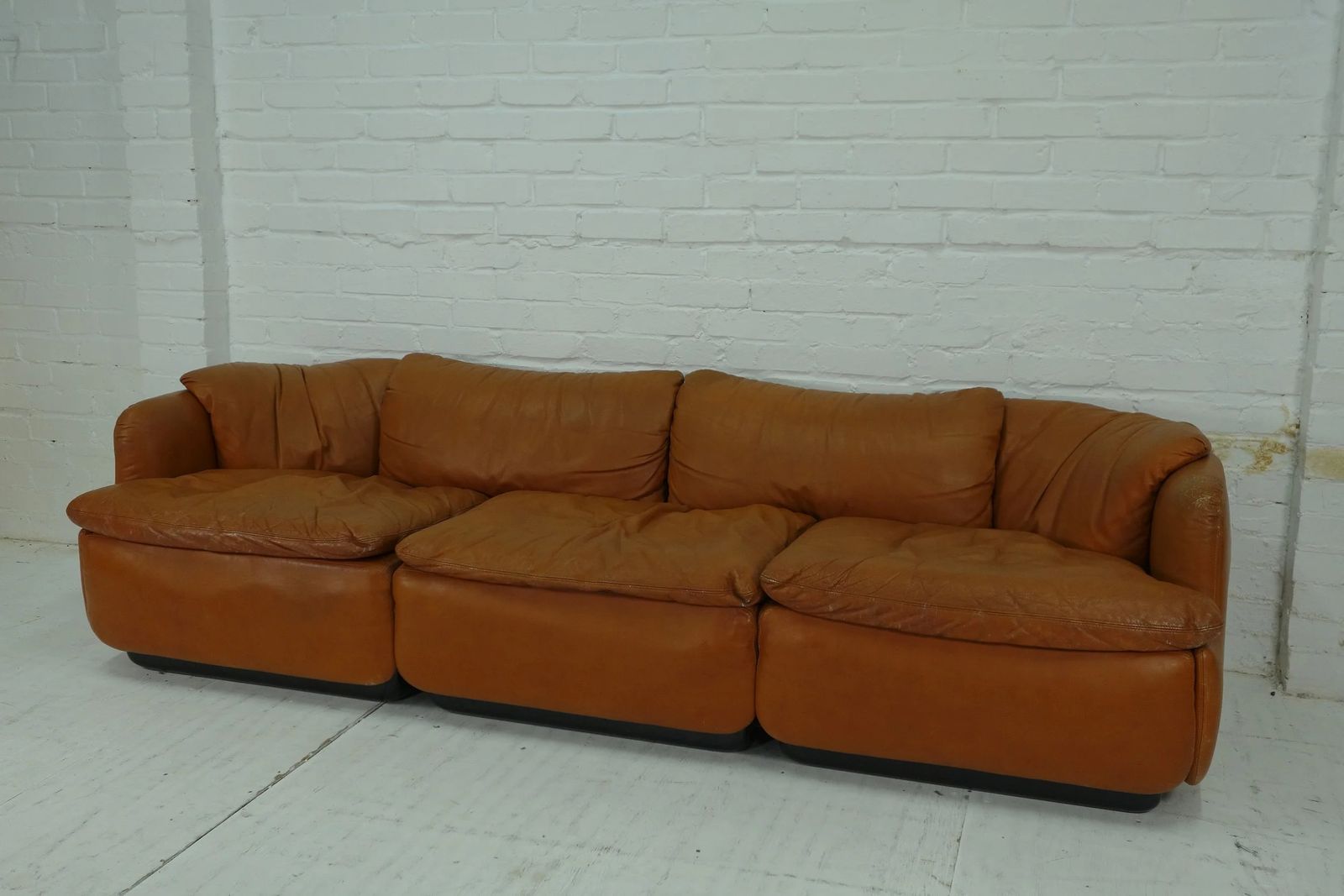 Confidential Sofa By Alberto Rosselli photo 5294.0