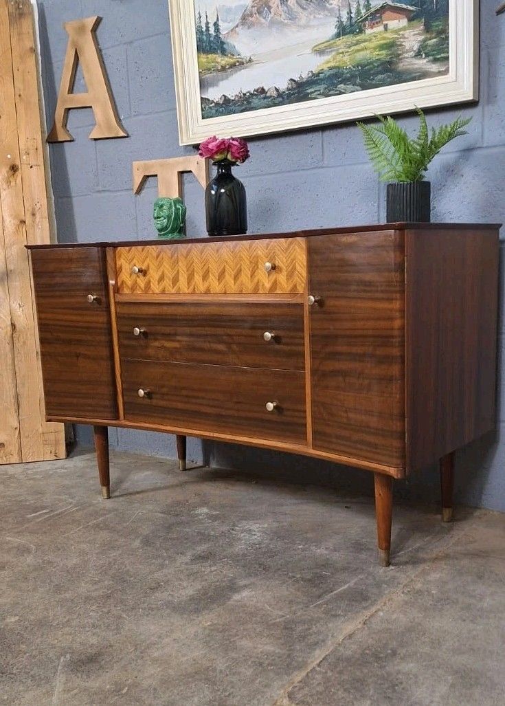Uniflex Sideboard ~ Mid Century ~ Vintage ~ Delivery Available photo 550.0