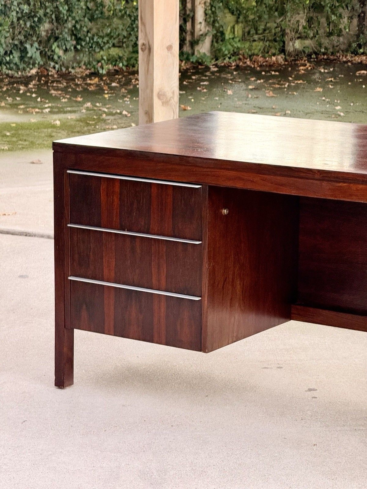 Large Mid Century Modern Danish Design Executive Desk Double Pedestal photo for sale