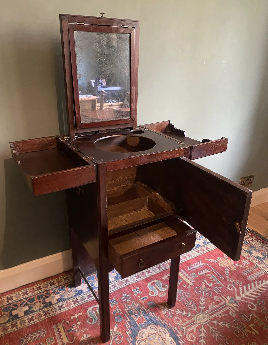 Gentleman's Antique Mahogany Washstand photo Furniture