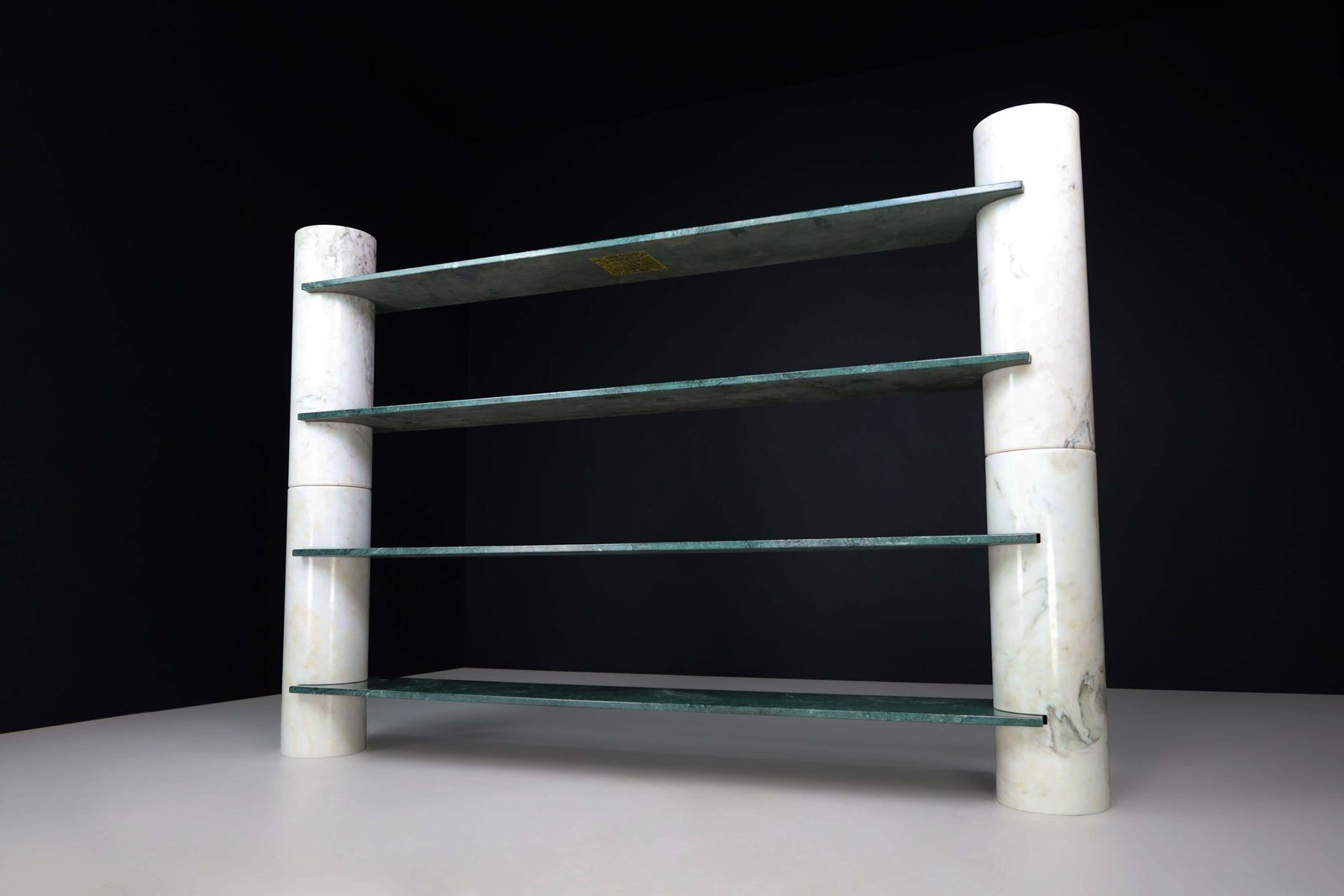 18928.0 Angelo Mangiarotti "Loico" Bookcase In Green Alpi Verdi Marble For Skipper 1970s photo