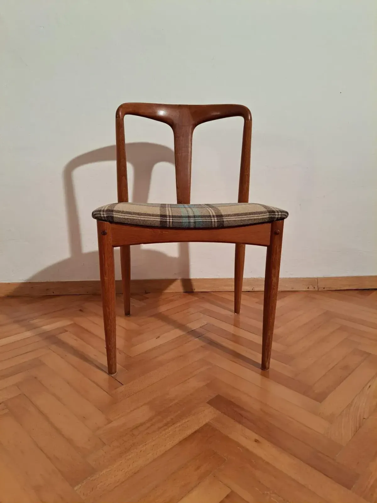 Dining Chair By Johannes Andersen For Uldum Møbelfabrik, 1960s photo vinterior