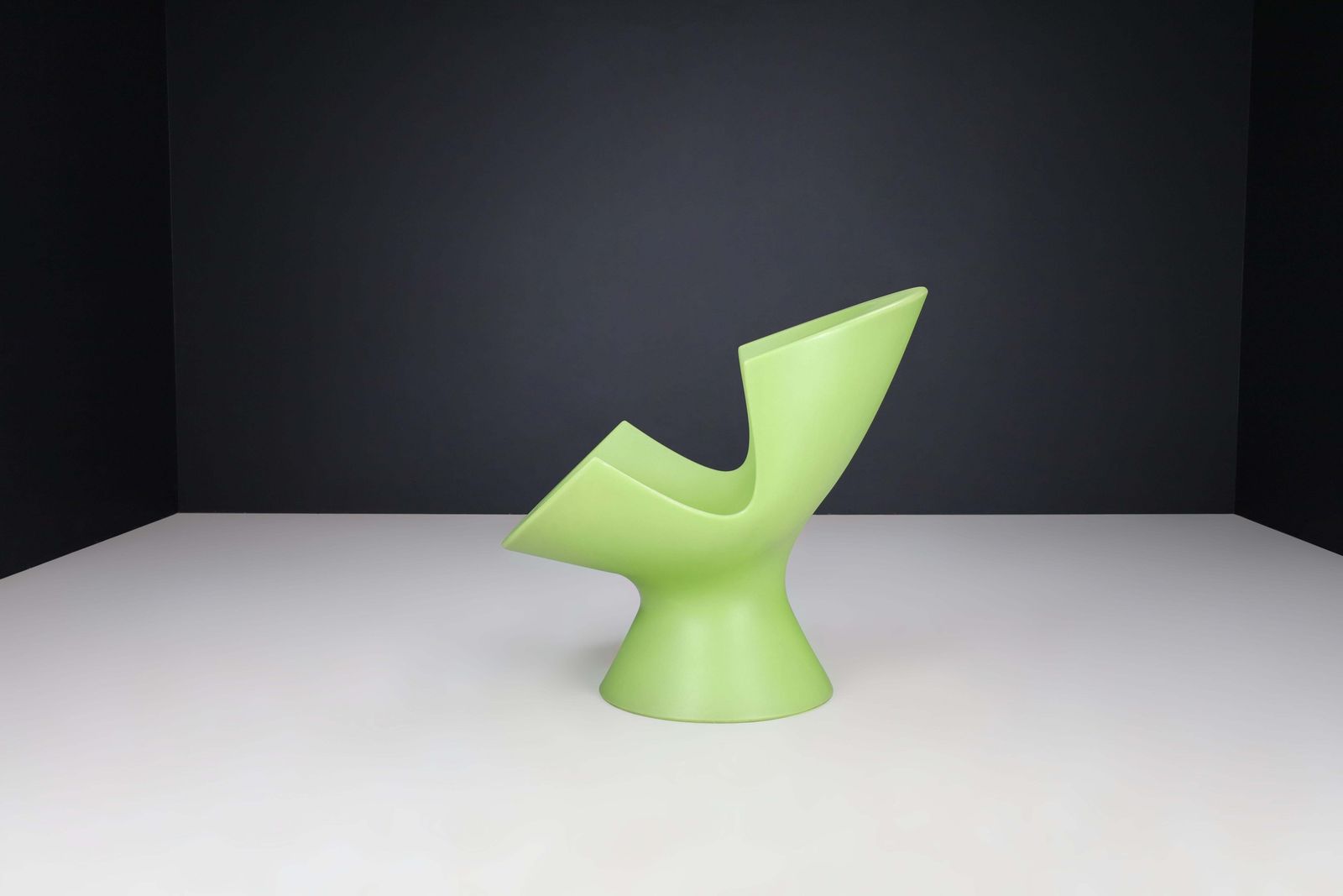 2640.0 Karim Rashid Kiwi Green "Kite" Chairs For Label The Netherlands 2004. photo