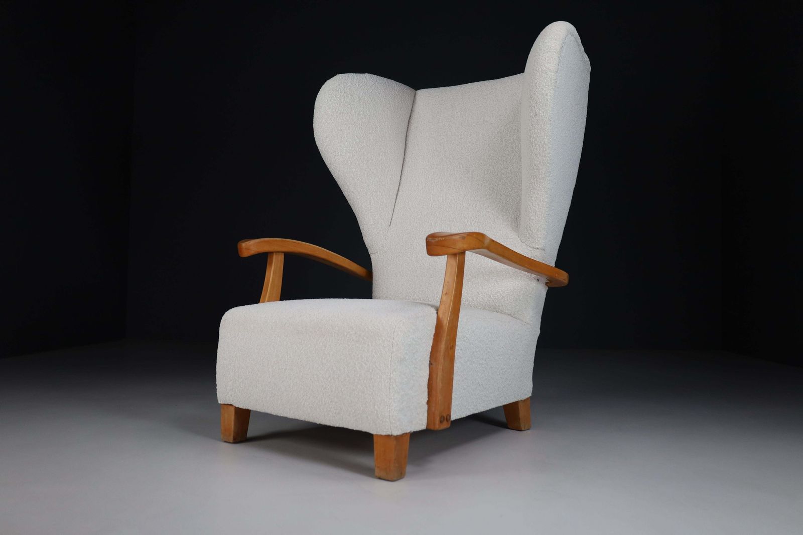 Xxl Monumental Wingback Armchair In Walnut And Bouclé Fabric, France 1930s photo 7583.0