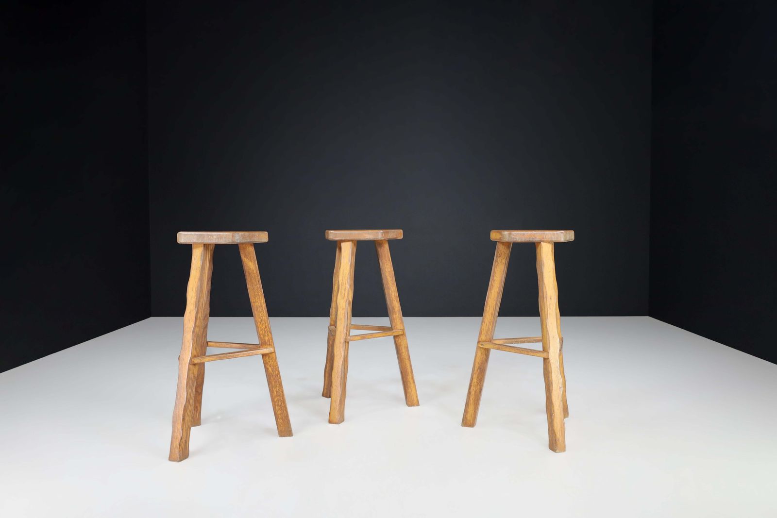 Set Of 3 Brutalist Olavi Hänninen Blond Elm Wood Bar Stools, Finland, 1960s photo furniture