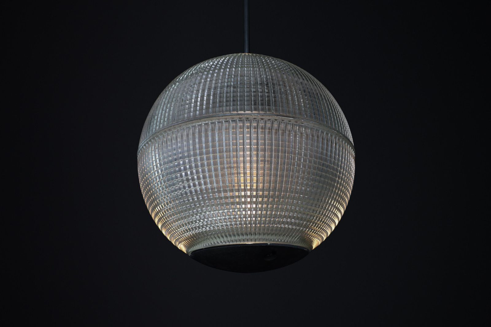 photo for sale Xl Holophane Pendant Light – Original Paris Streetlamp, France, 1960 Set/24x