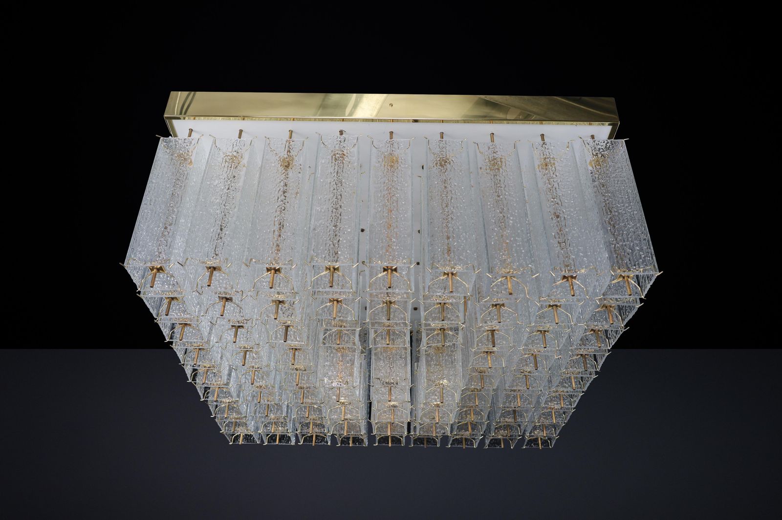 Monumental 1960s Bohemian Flush Mount Chandelier In Textured Glass And Brass. photo vinterior