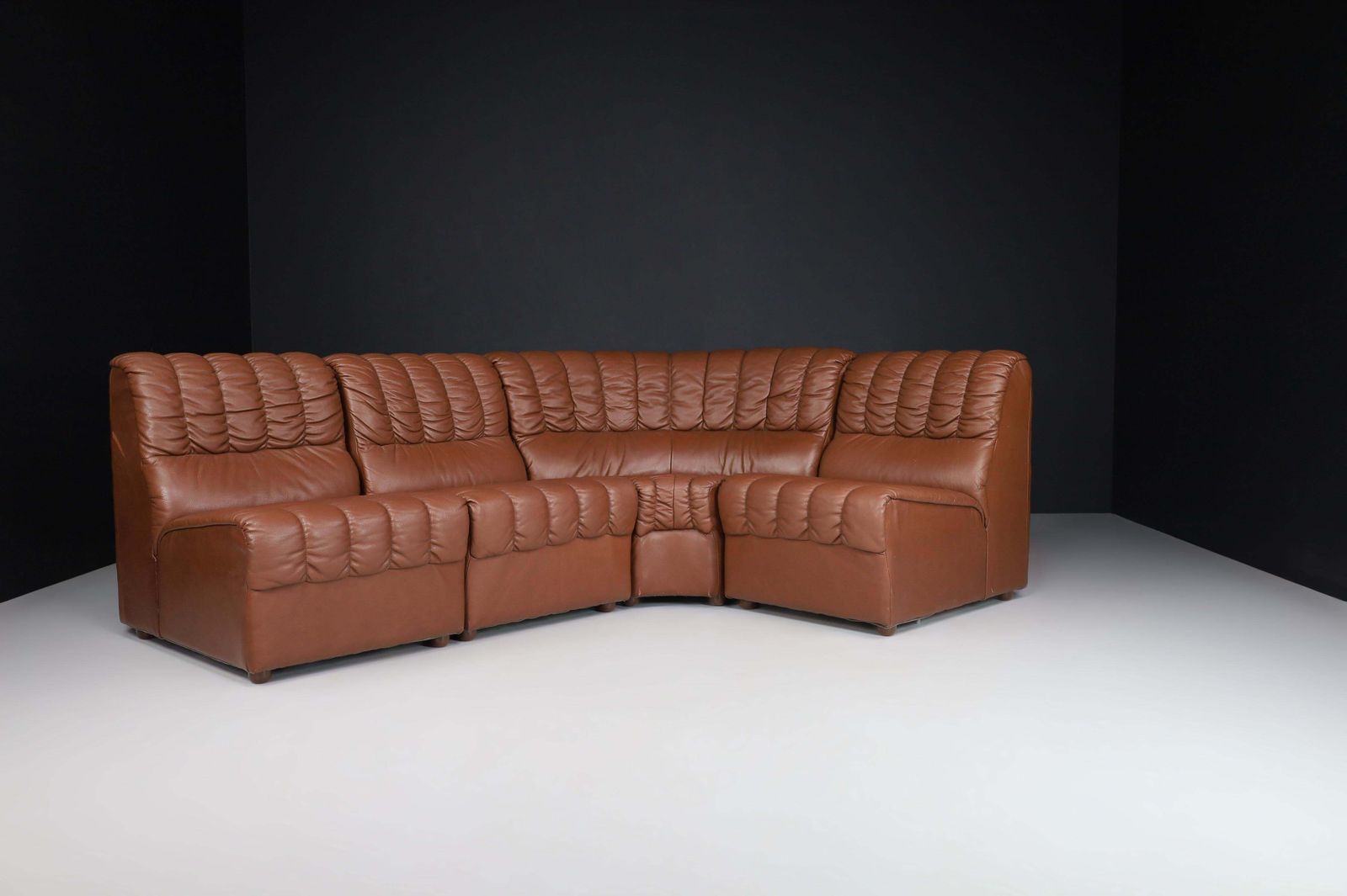 photo furniture Mid Century Modern Leather Lounge Sofa/Living Room Set/7, Switzerland, 1970s