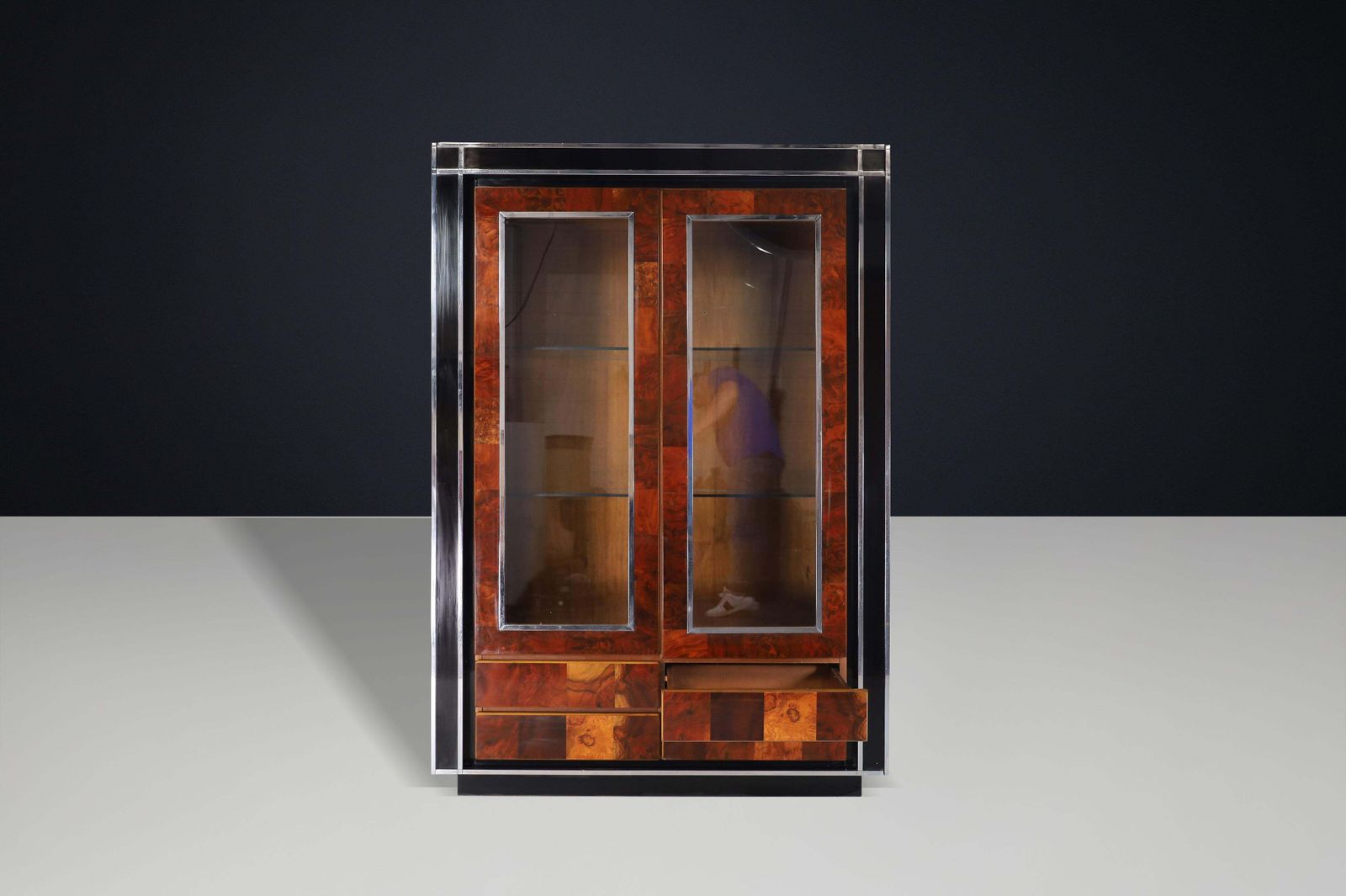 Willy Rizzo Sequoia Burl And Black Lacquer Display Cabinet With Glass Doors 1970 photo 5864.0