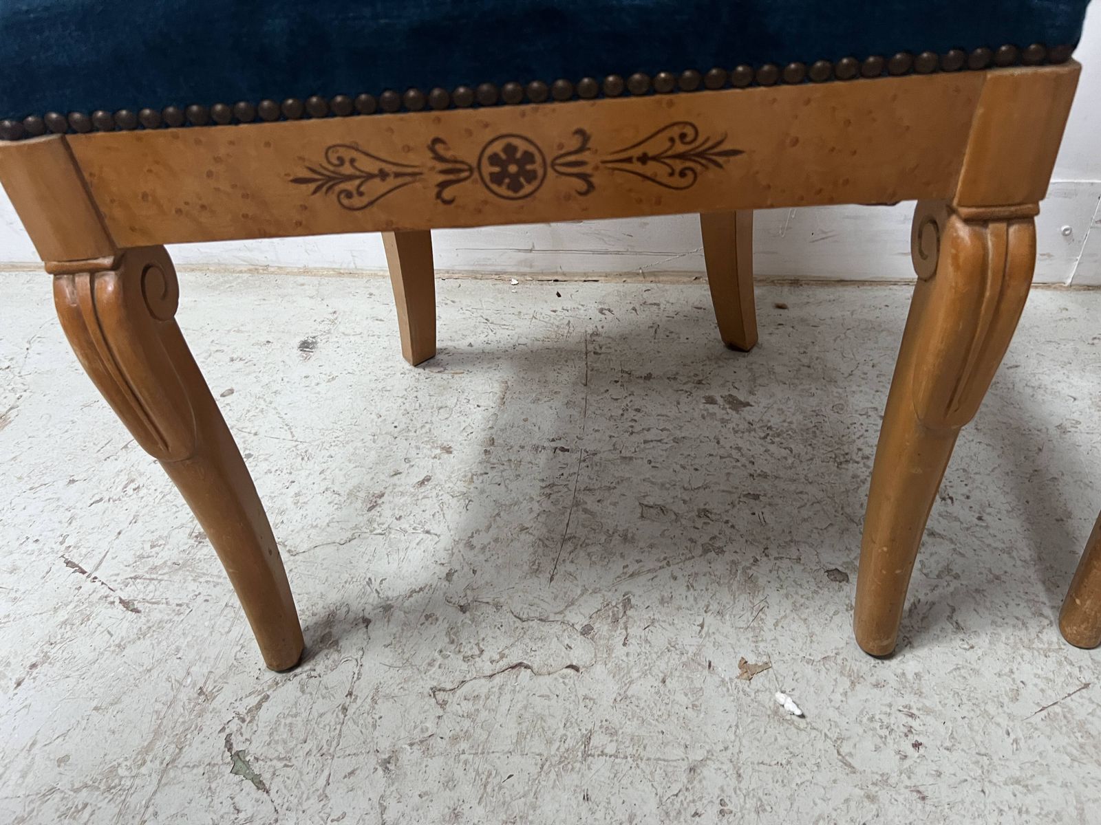 photo furniture Set Of Four 20th Century Charles X Style Maple Wood Chairs