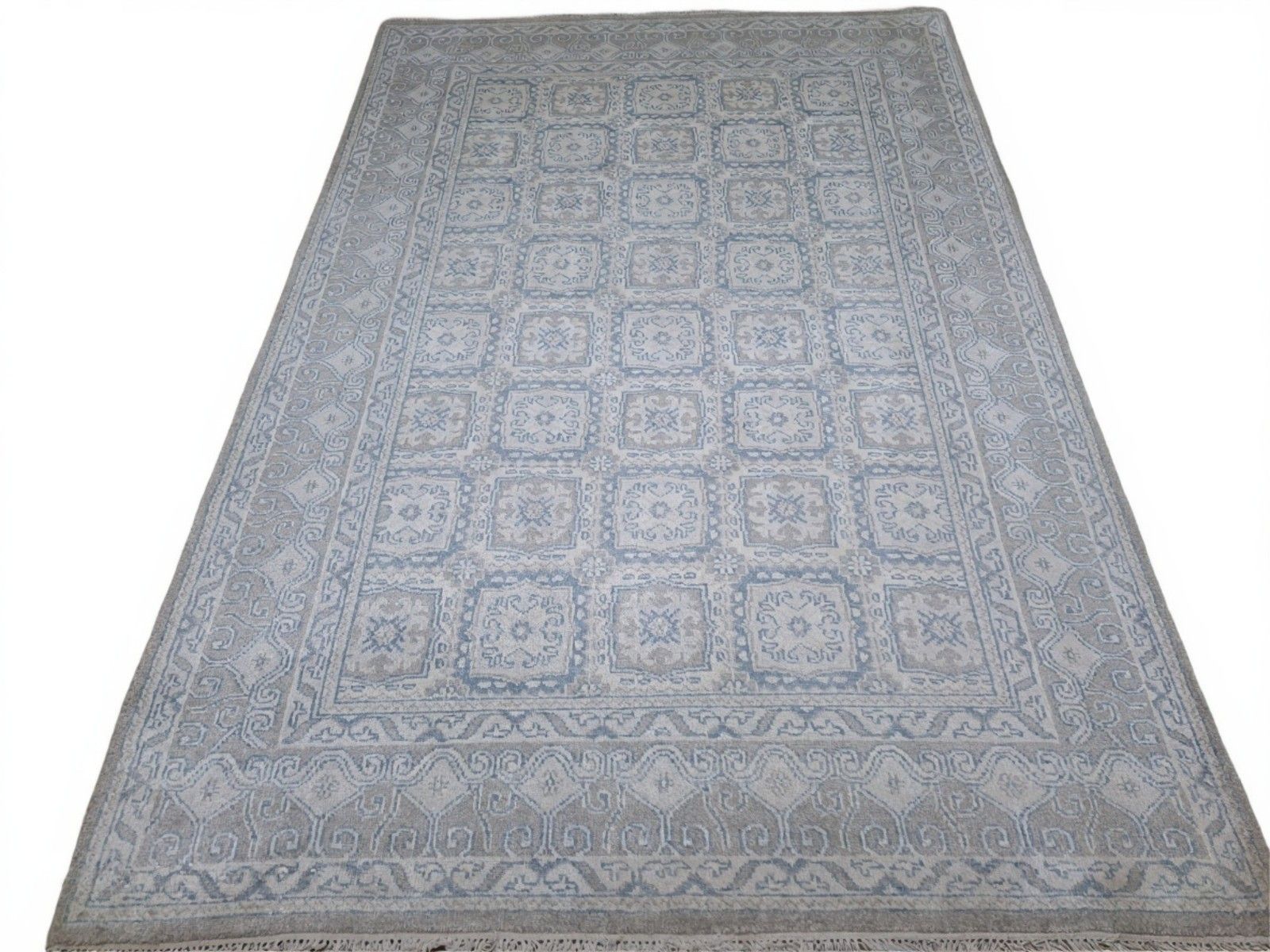 5.6x8 Ft 100% Silk Hand Knotted Area Rug For Contemporary Living Room Decor