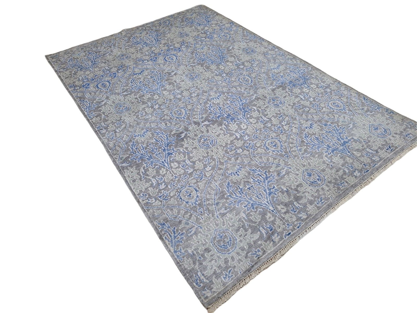 5.6x8 Ft New Hand Knotted Silk Rug. Living Room Carpet. Custom Size Available photo for sale