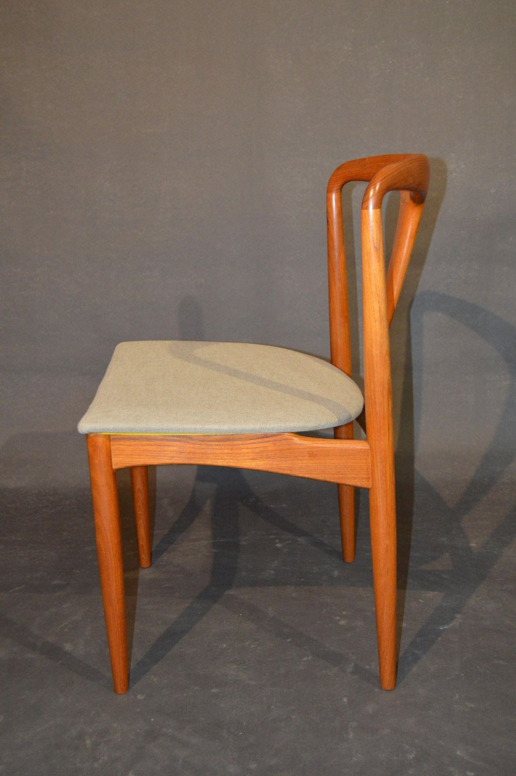 photo furniture Juliane Chairs In Teak Attributed To Johannes Andersen, Set Of 4