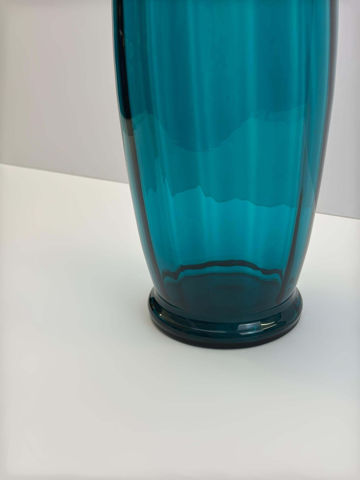 Large Teal Empoli Art Glass Vase Attributed To Rossini, Italy 1960s photo vinterior