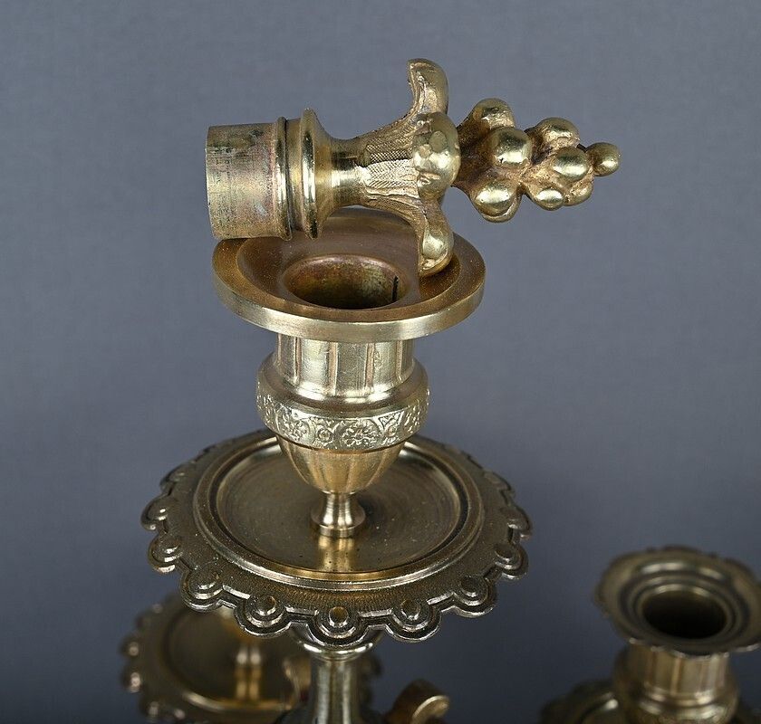 photo furniture Pair Of Important Bronze Candelabra, Renaissance Style – 1920