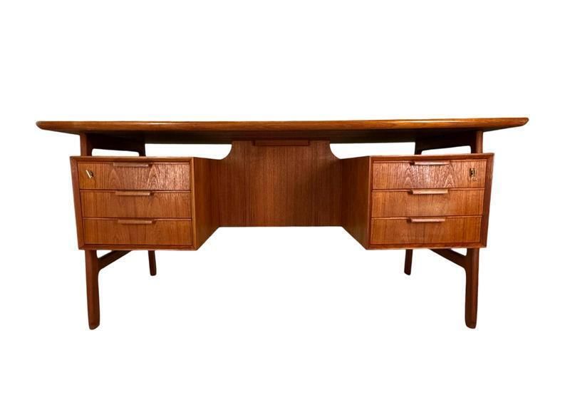 Model 75 Executive Desk By Gunni Omann For Omann Juns Møbelfabrik, 1960s photo vinterior