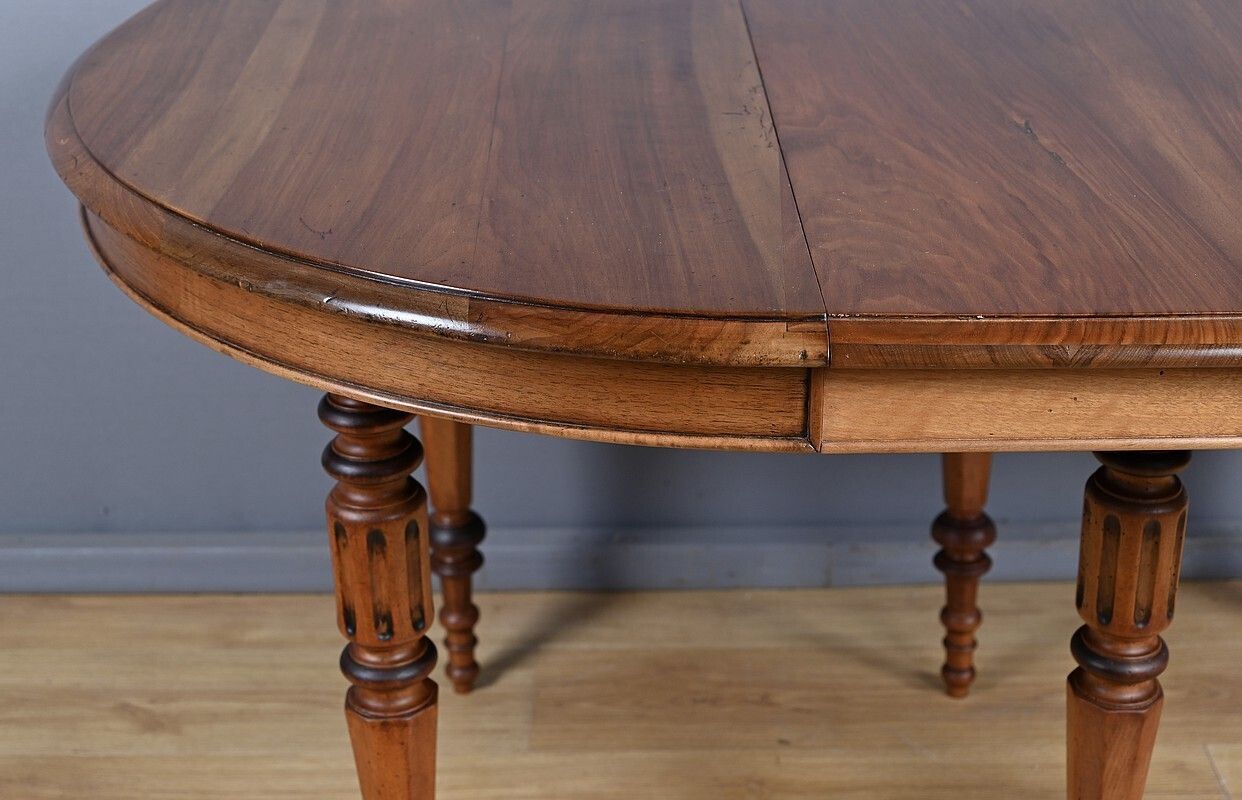 photo buy Extendable Walnut Table, Louis Philippe Style – Late 19th Century