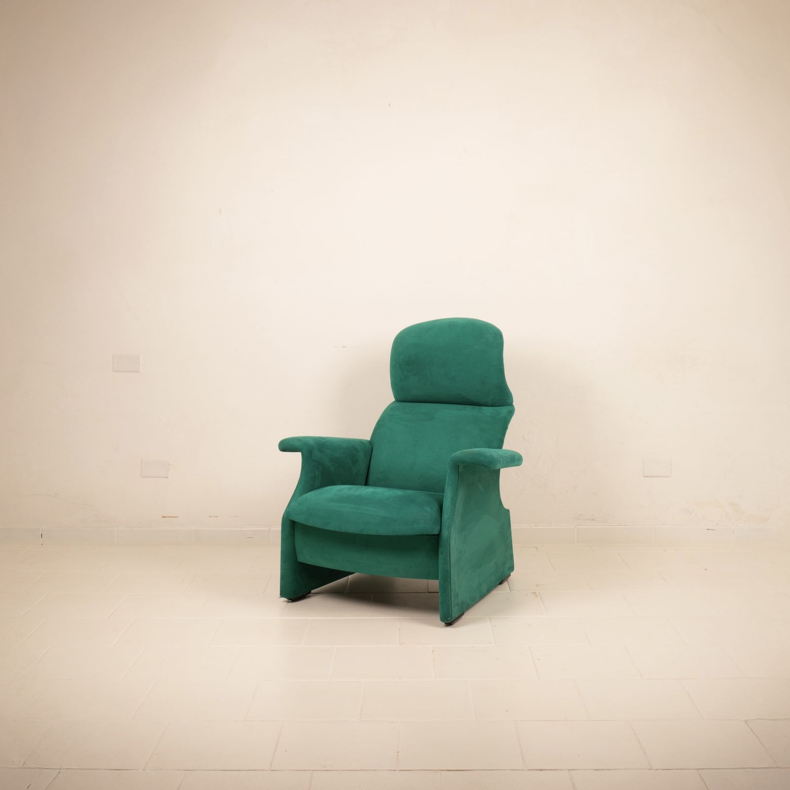 2558.0 Viscontea Armchair By Achille And Pier Giacomo Castiglioni For Simon International photo