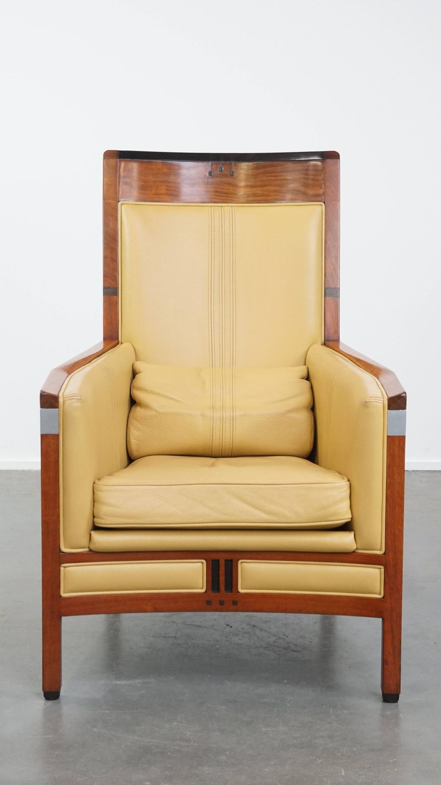 Fauteuil In Art Deco Stijl Met Hoge Rug, Bekleed In Geel Leer photo furniture