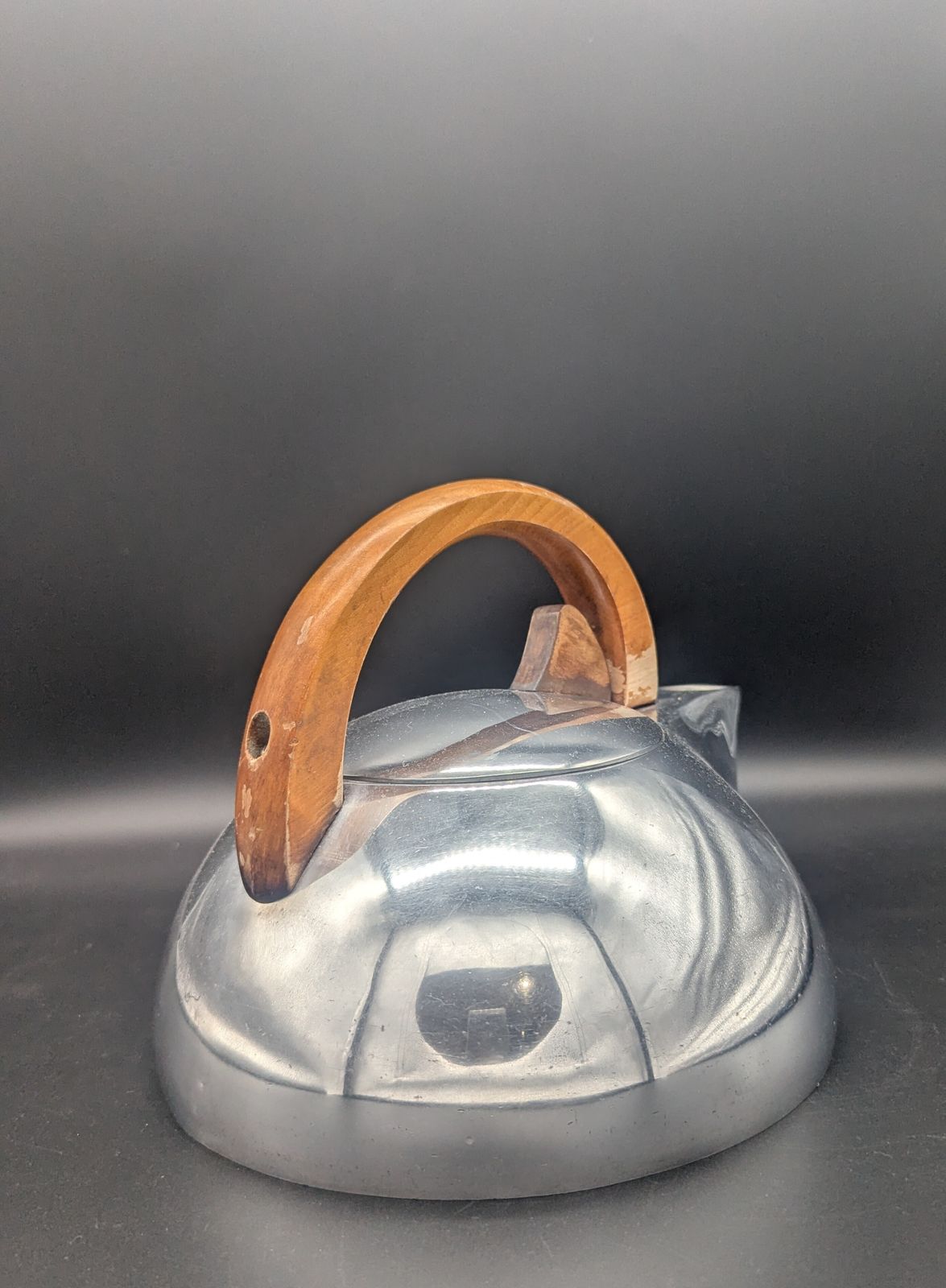 1930’s Designed Picquot K3 Kettlle. Excellent, Elegant Art Deco Feature For Your Kitchen   And It Works. photo 250.0