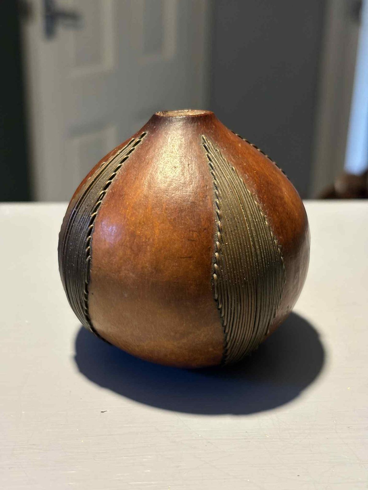 Rare Zulu Wire Decorated Gourd Snuff Box. photo vinterior