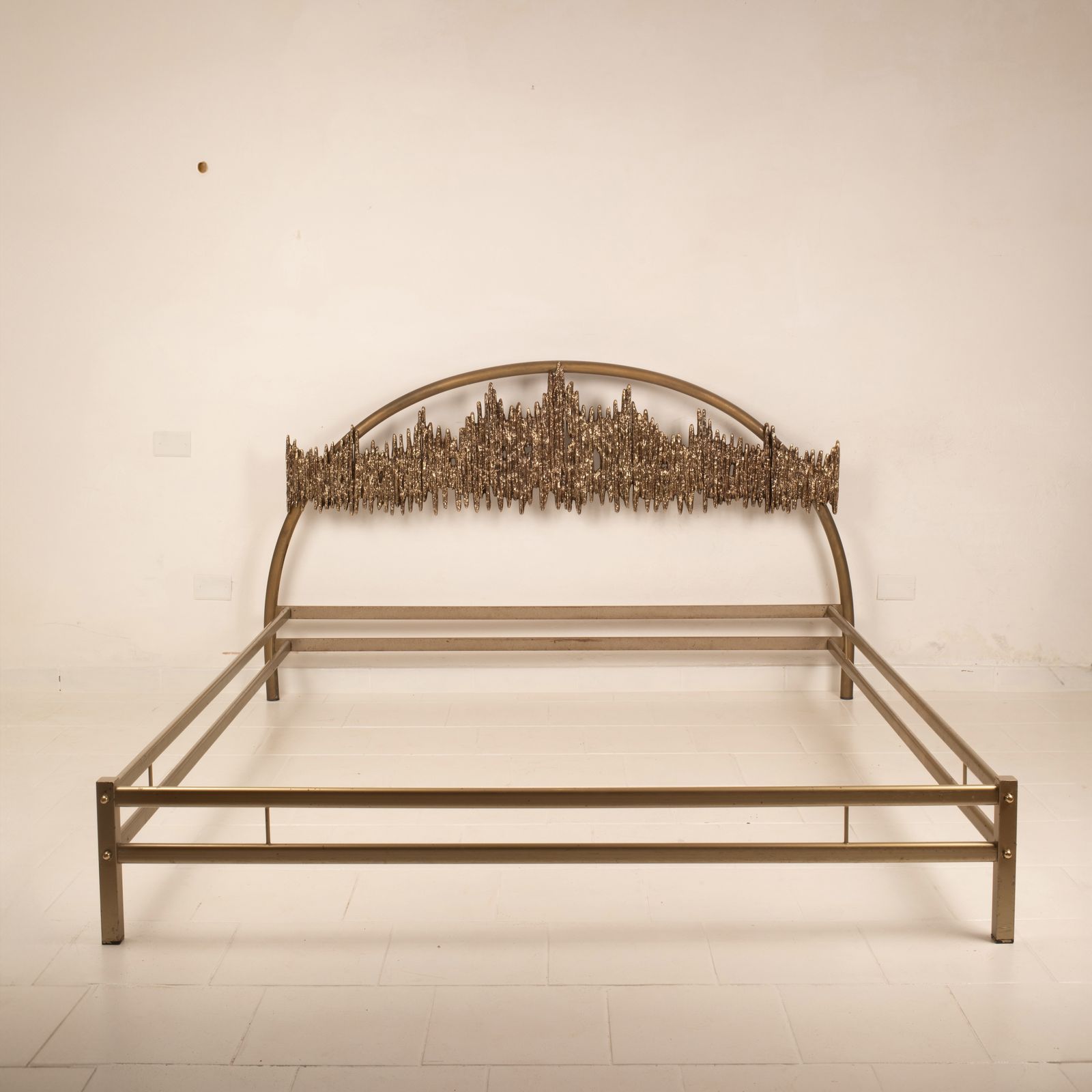 "Aurora   Ultrabronzo99" Bed By Luciano Frigerio For Frigerio Di Desio 1970