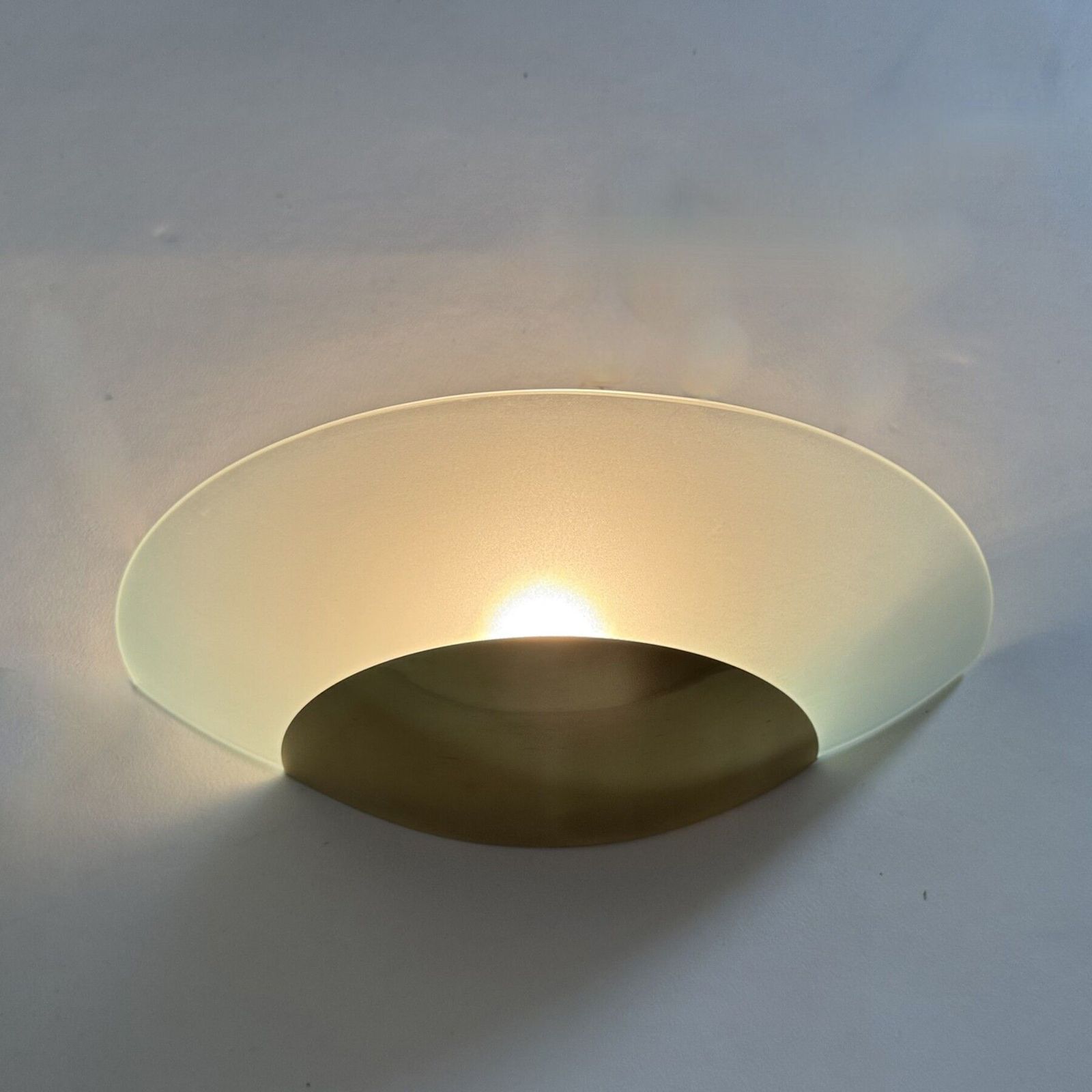Lumes Glazen Wandlamp Met Messing, Jaren 1970, Zwitserland photo furniture