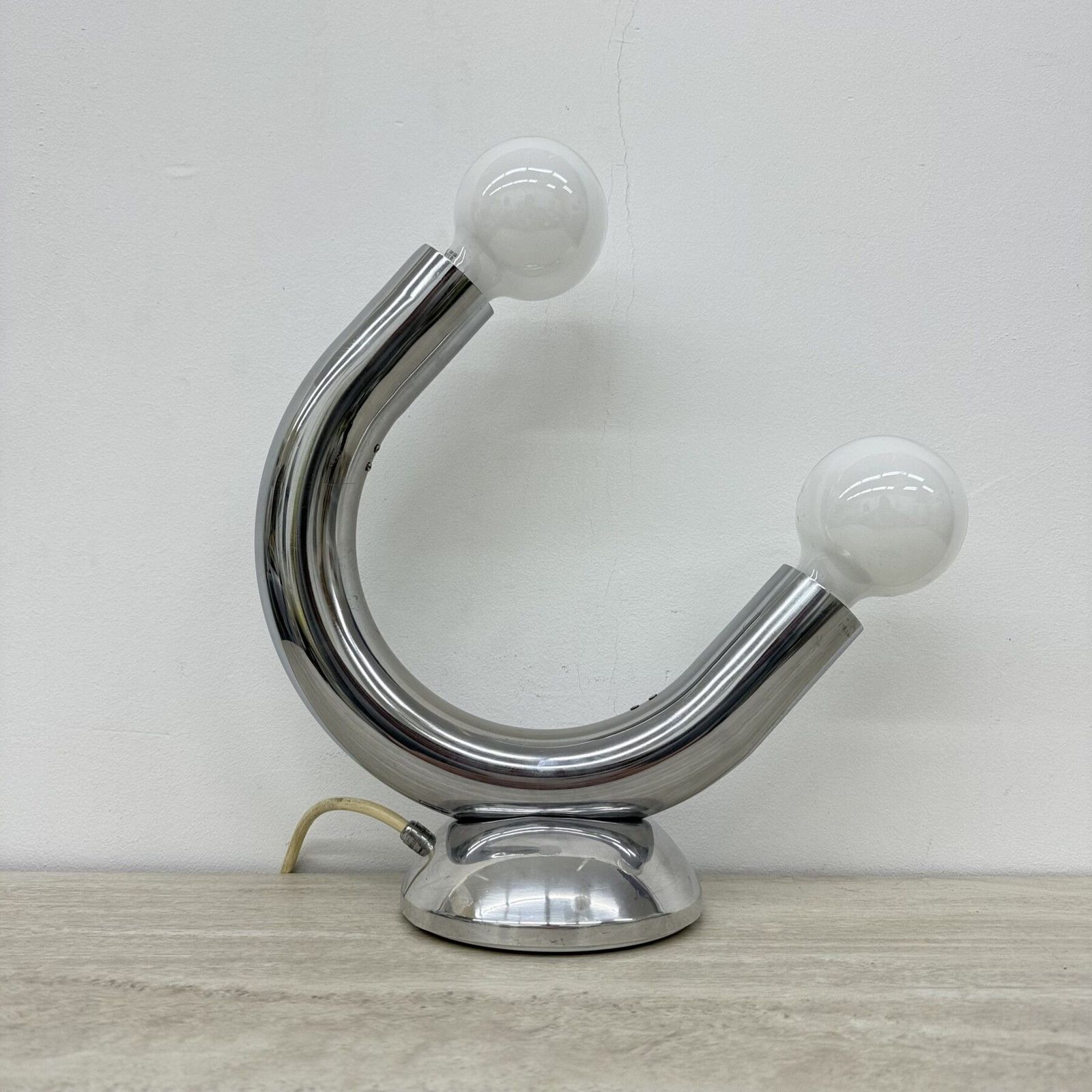 Mid Century Sculptural Table Lamp , 1970s photo vinterior