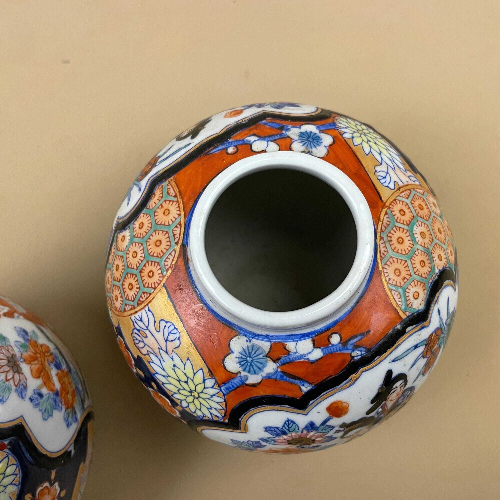 Home Decor Pair Of Oriental Decorative Vases Ceramic Blue White Round Circle Pots Chinese Vintage Display X2 Ginger Jar Hand Painted Asian photo