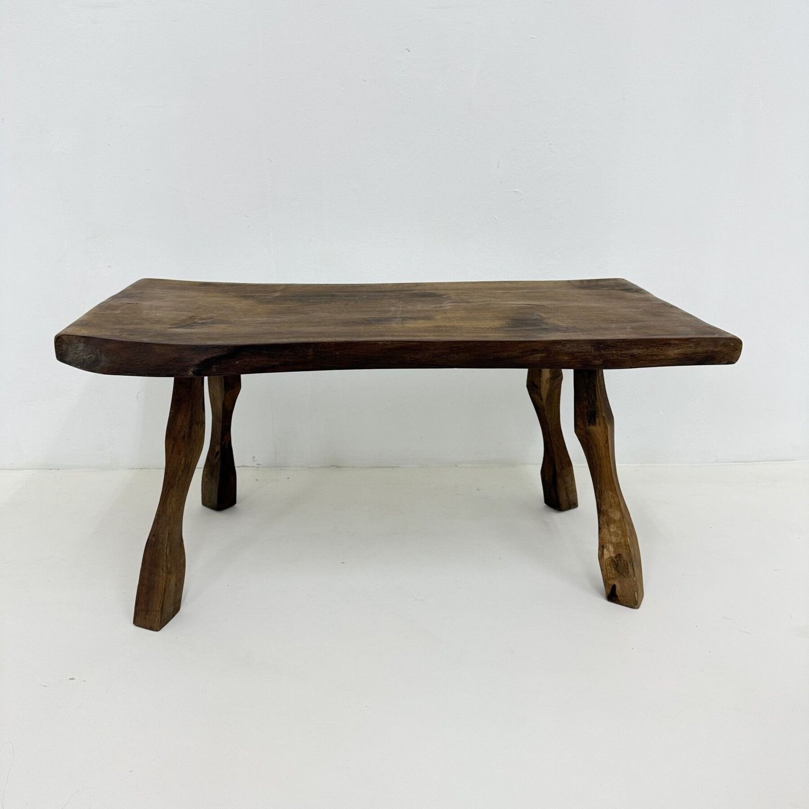 Brutalistisch Massief Houten Bijzettafel, Jaren 1970 photo furniture