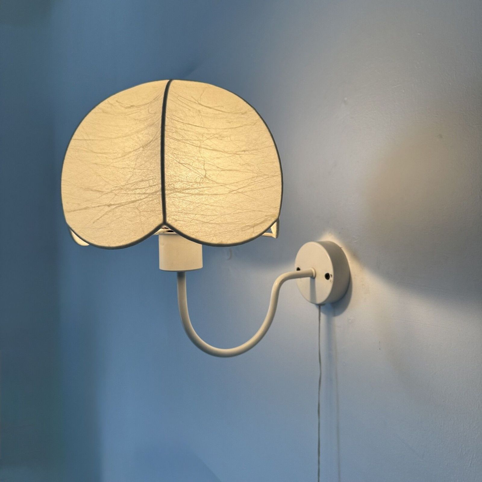 photo vintage Hans Agne Jakobsson Ab Markaryd Wandlamp Cocoon, Jaren 1970